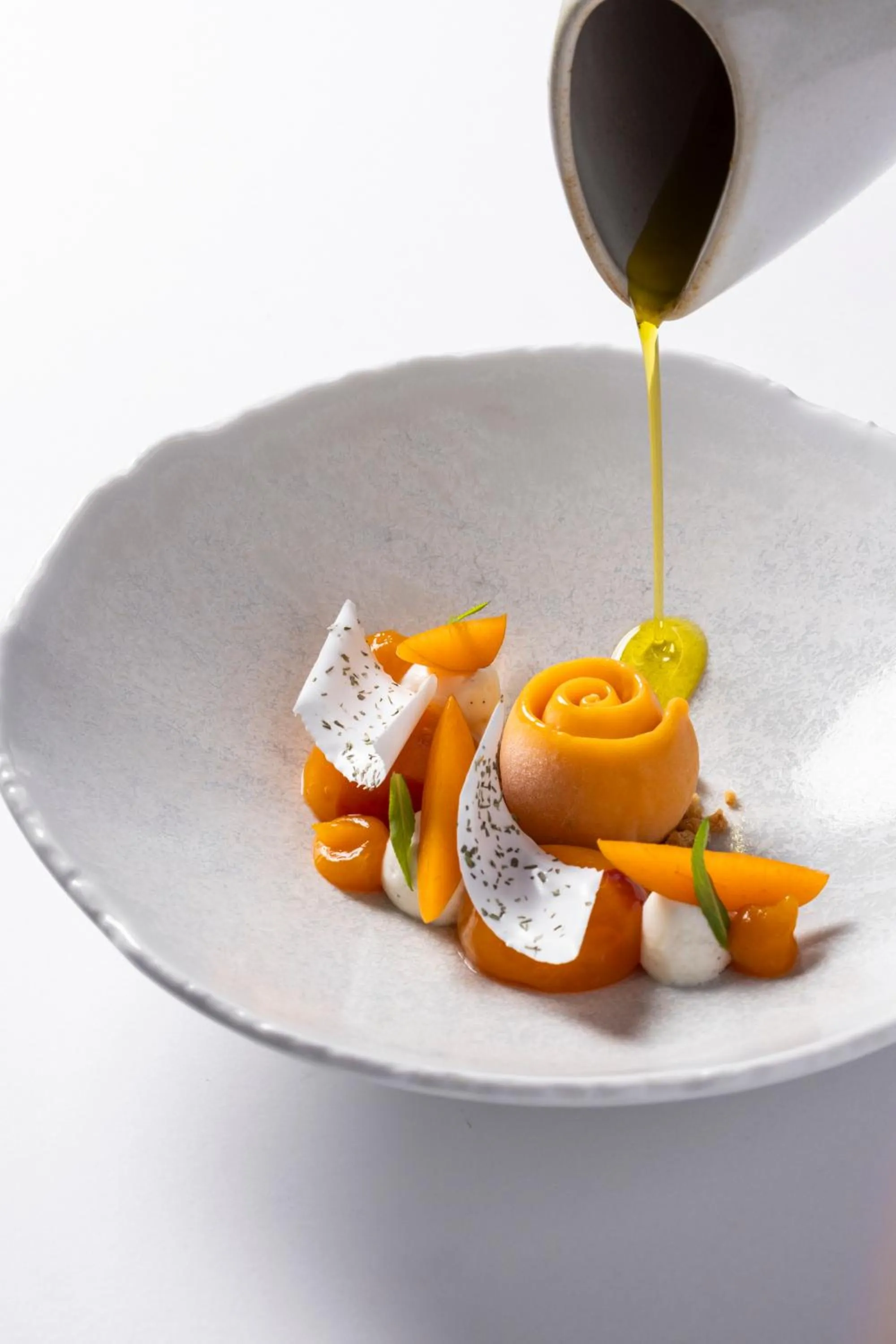 Restaurant/places to eat in Hôtel Les Roches Blanches Cassis