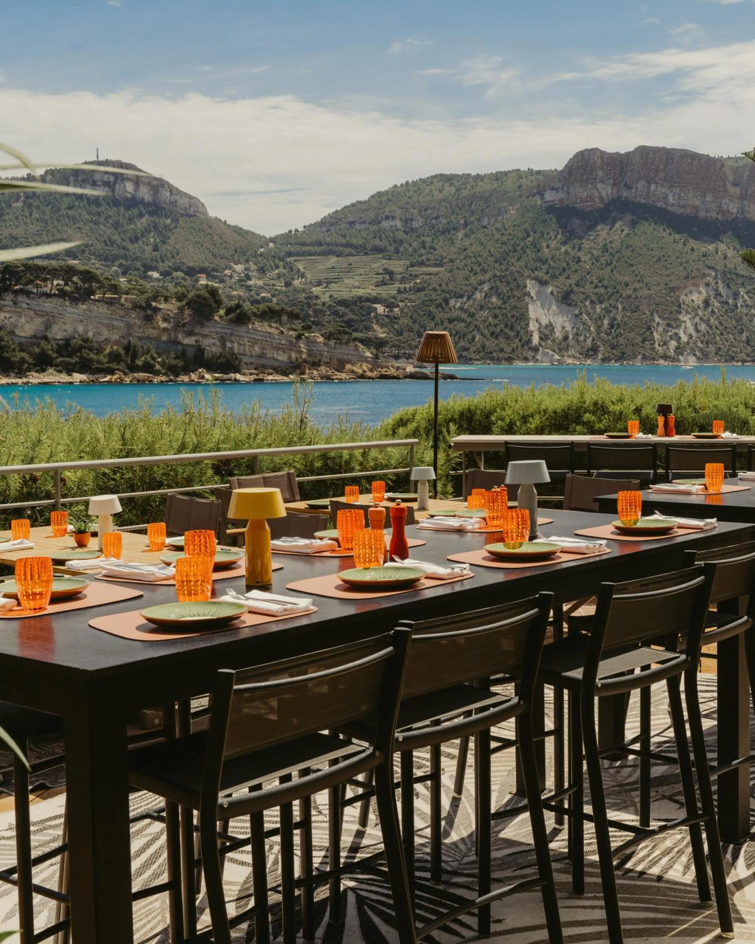 Restaurant/places to eat in Hôtel Les Roches Blanches Cassis