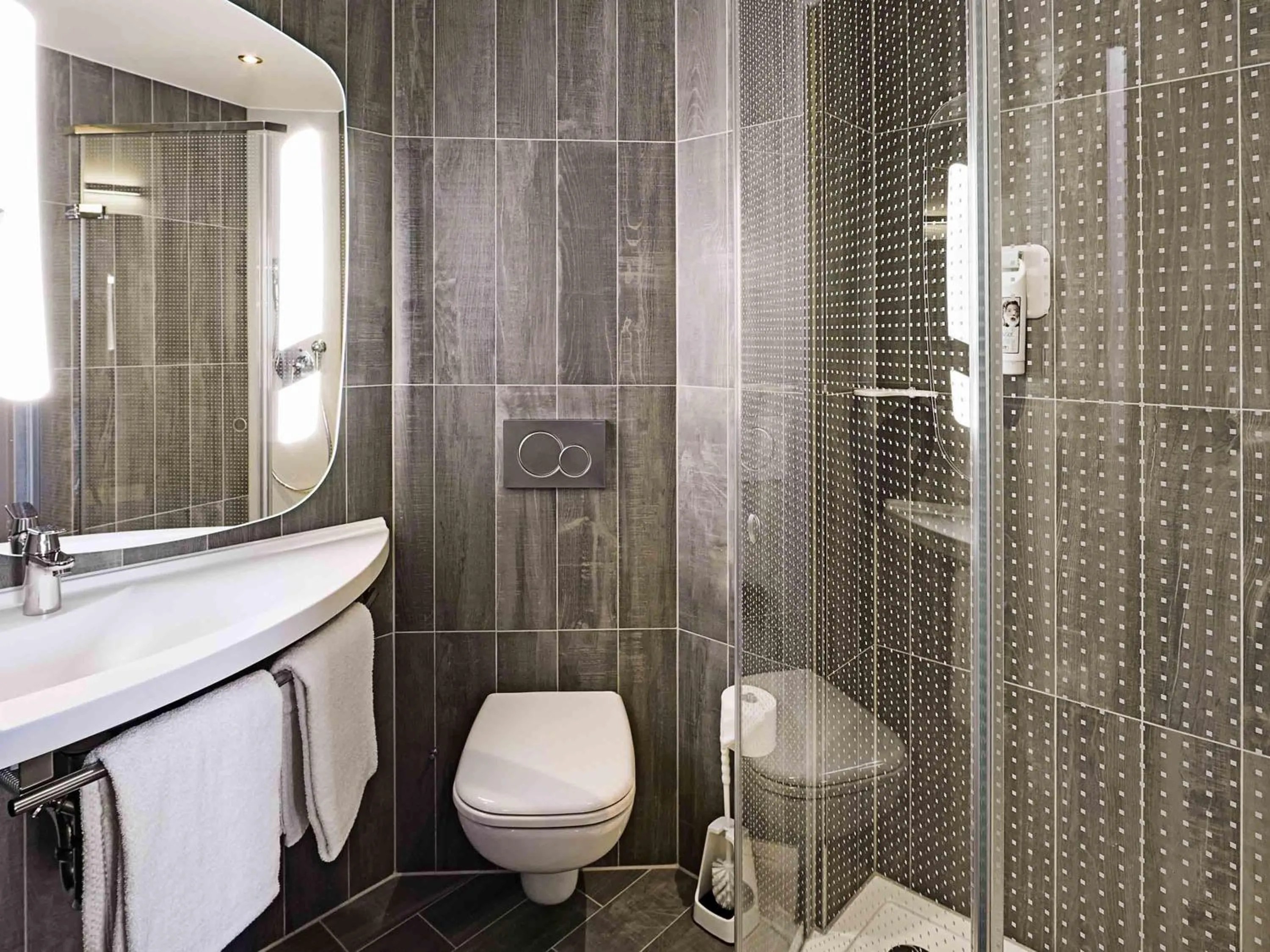 Bedroom in ibis Baden Neuenhof