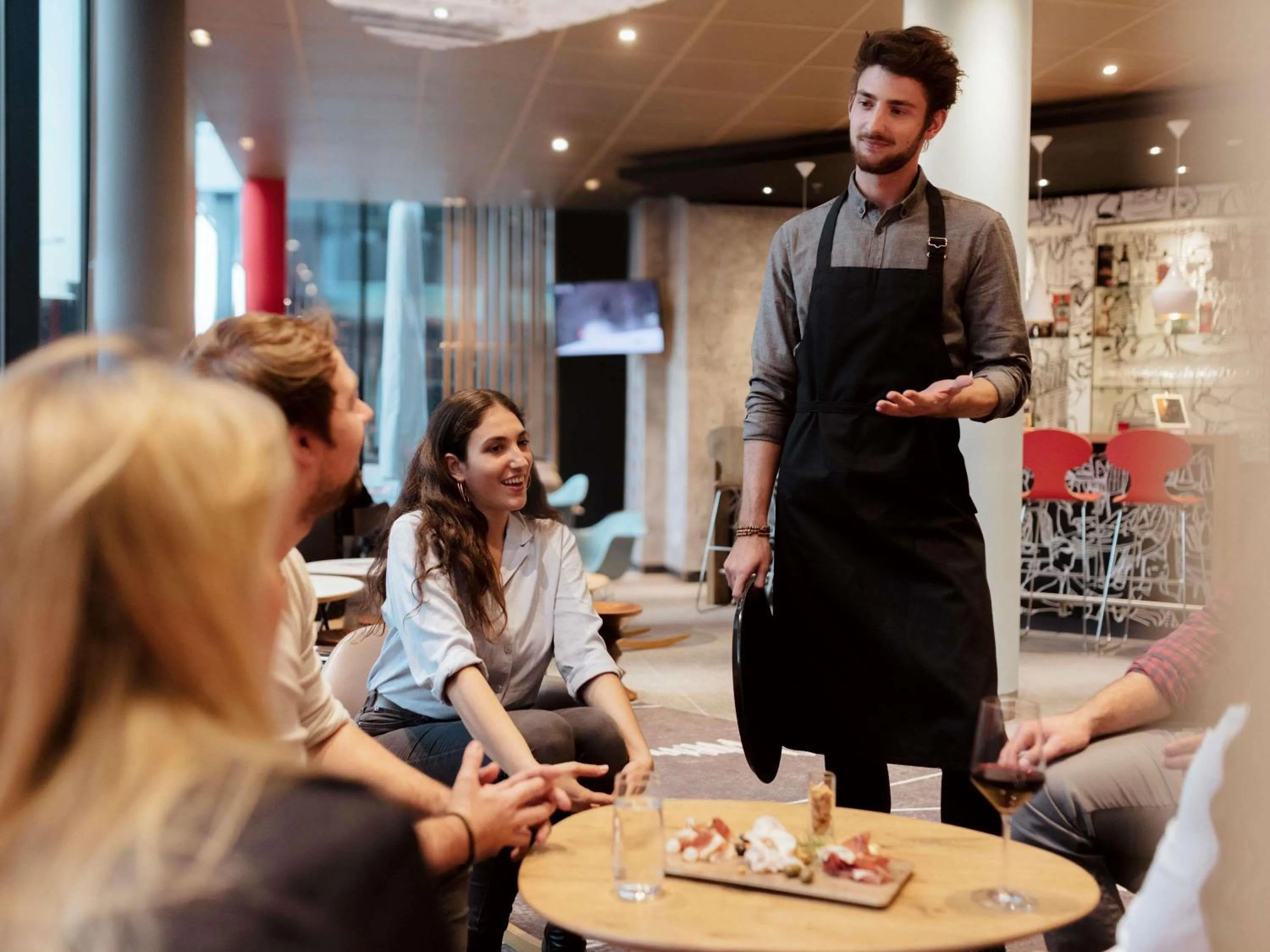 Lounge or bar in ibis Baden Neuenhof