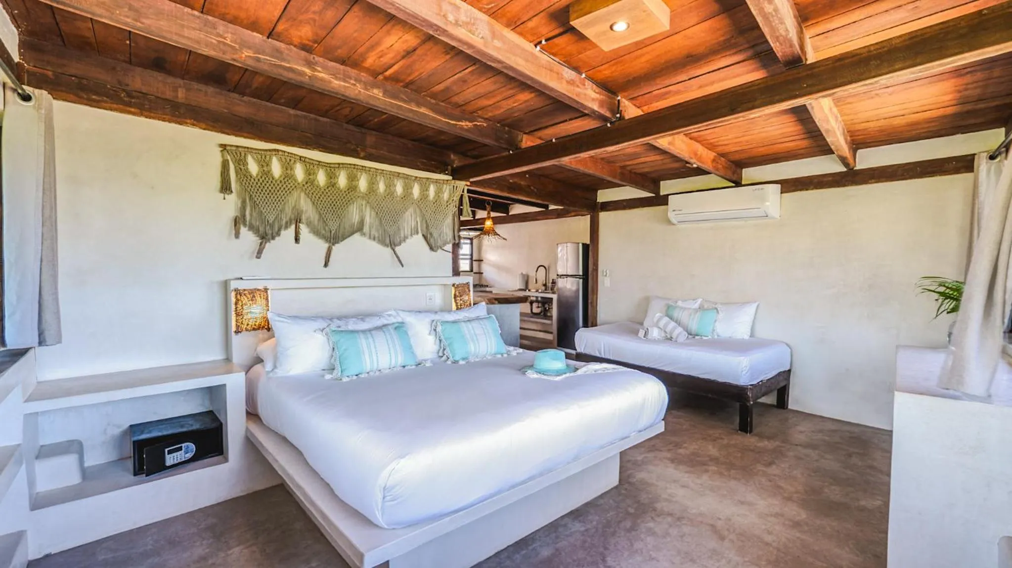 Bed in Amansala Resort