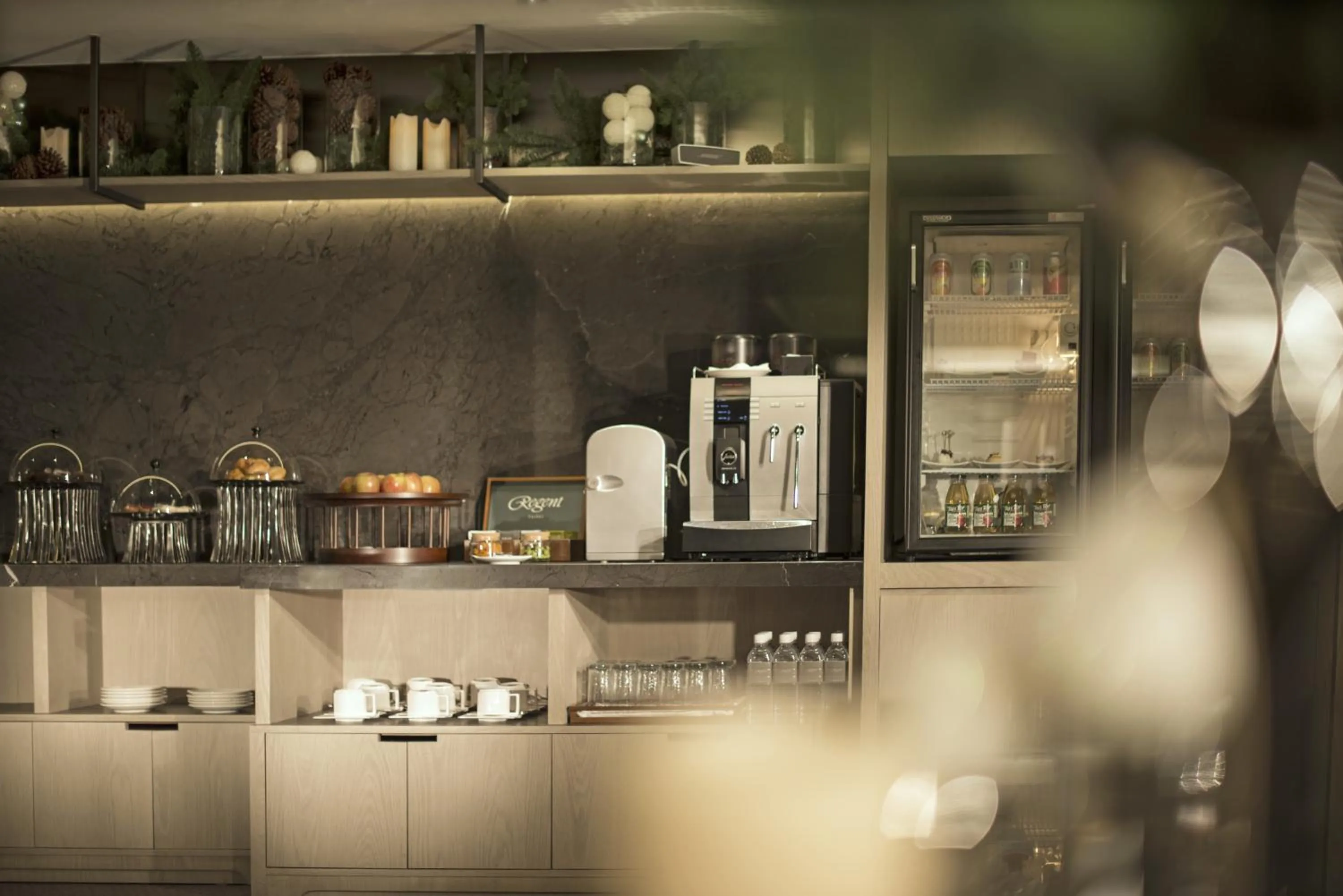 Lounge or bar in Regent Taipei