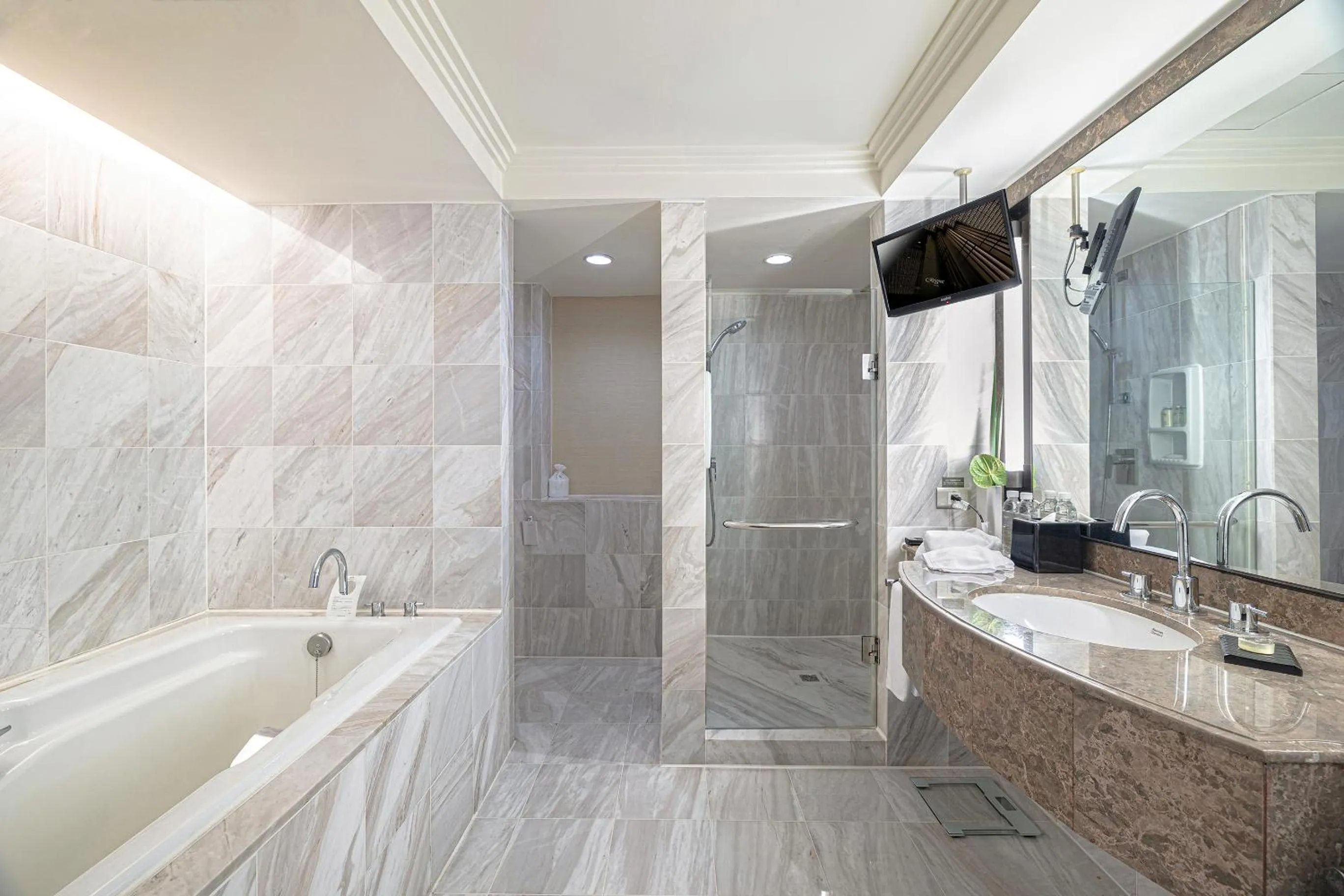 Bathroom in Regent Taipei