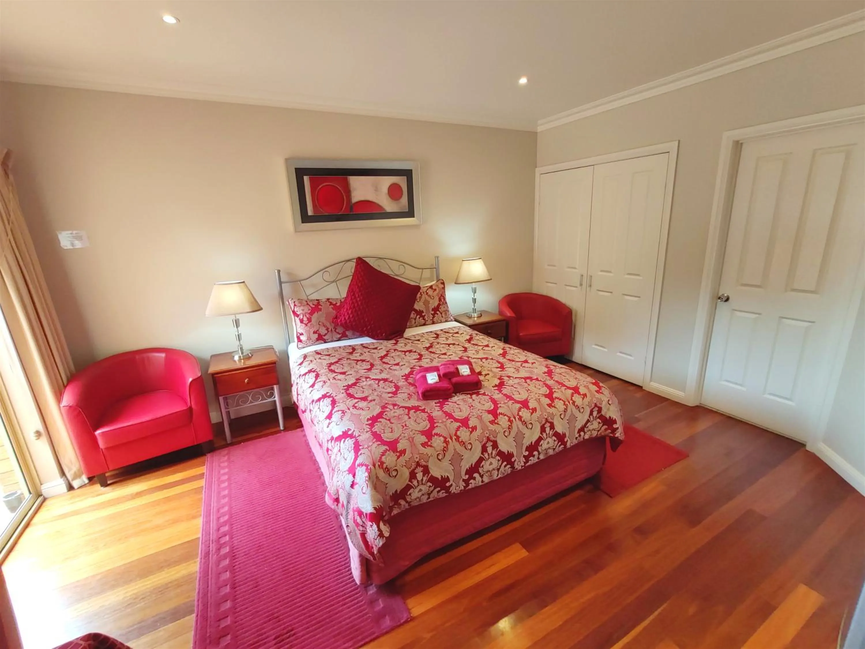 Bedroom, Bed in Angela's Beach Stays