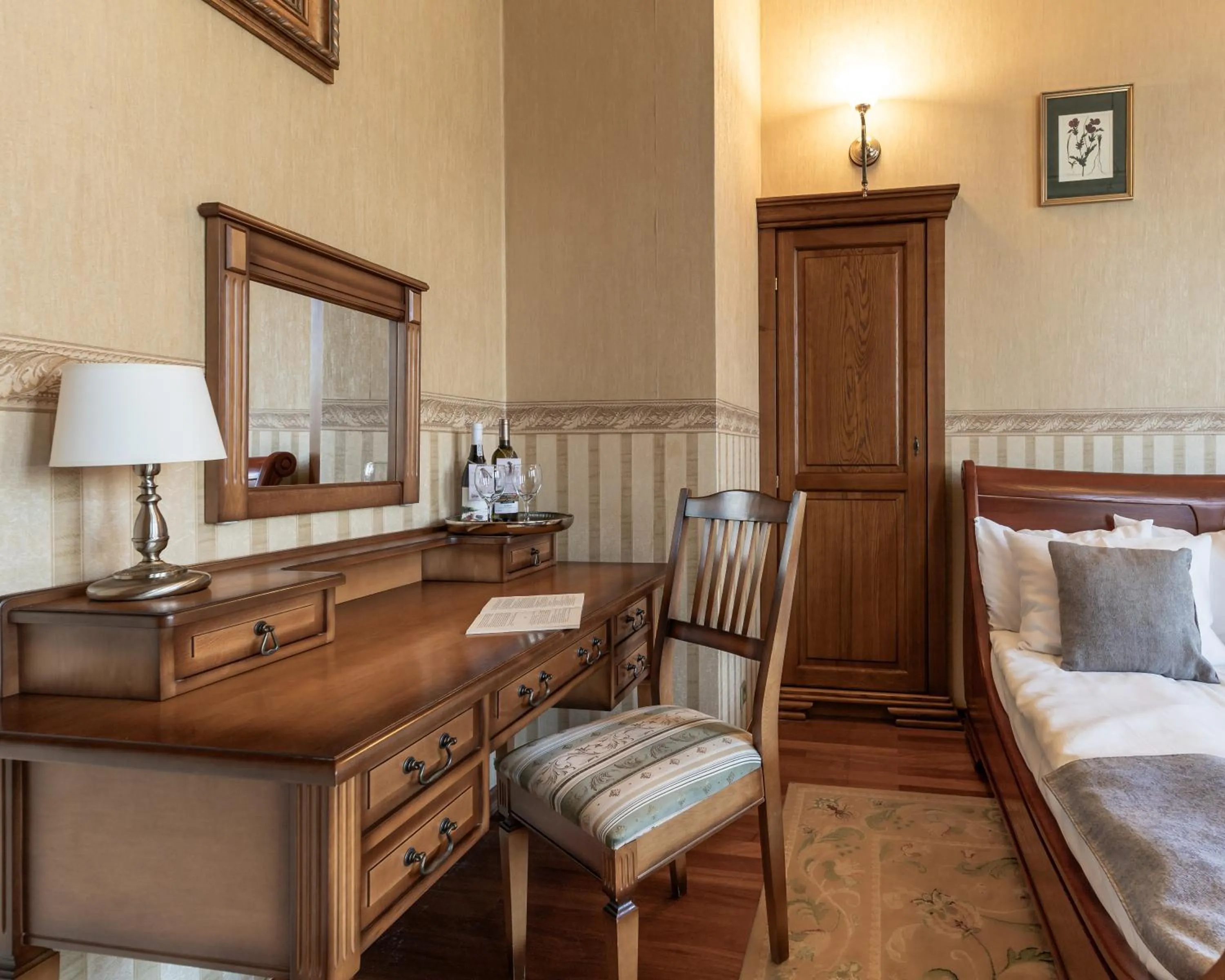 Bed in Pałac w Małkowie