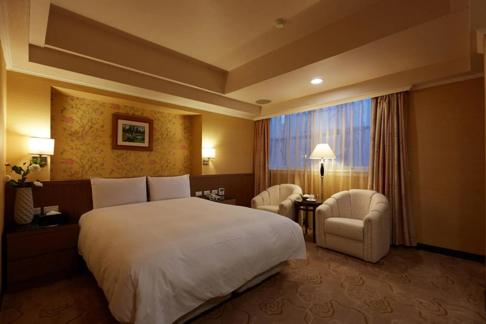Bed in Good Life Hotel - Shang Hwa
