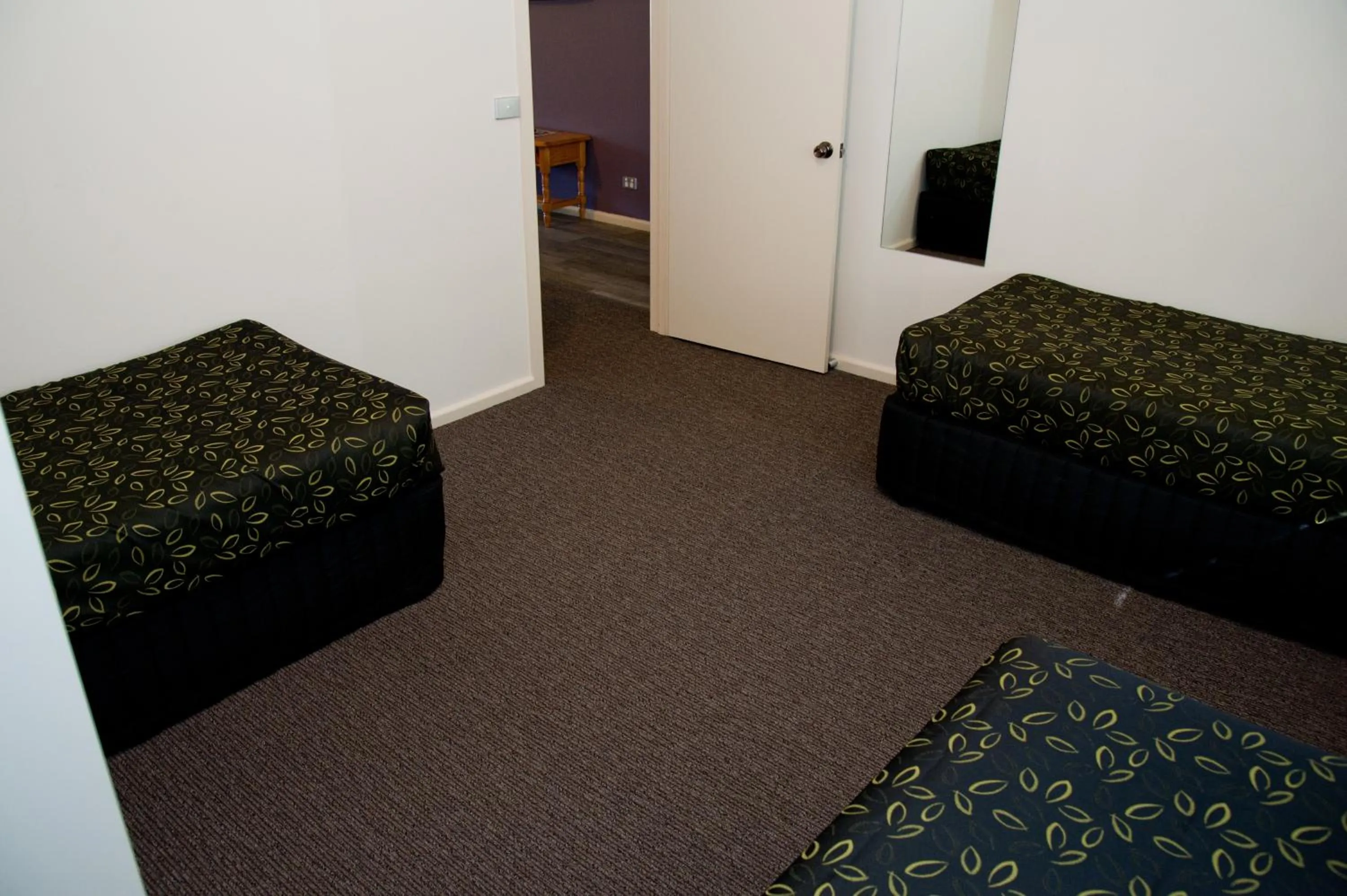 Photo of the whole room, Bed in Sportsmans Motor Inn