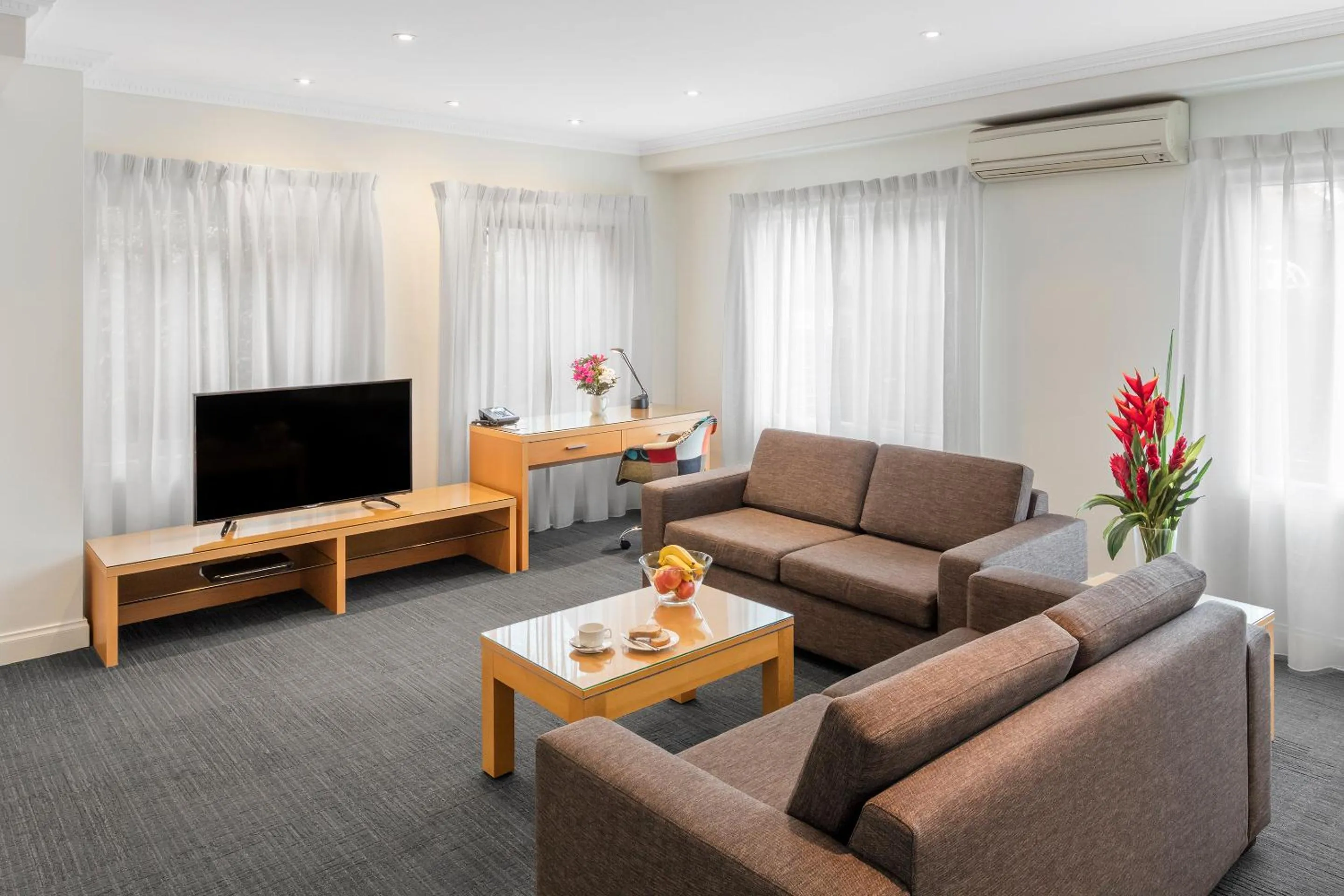 Living room in Kimberley Gardens Hotel, Serviced Apartments and Serviced Townhouses