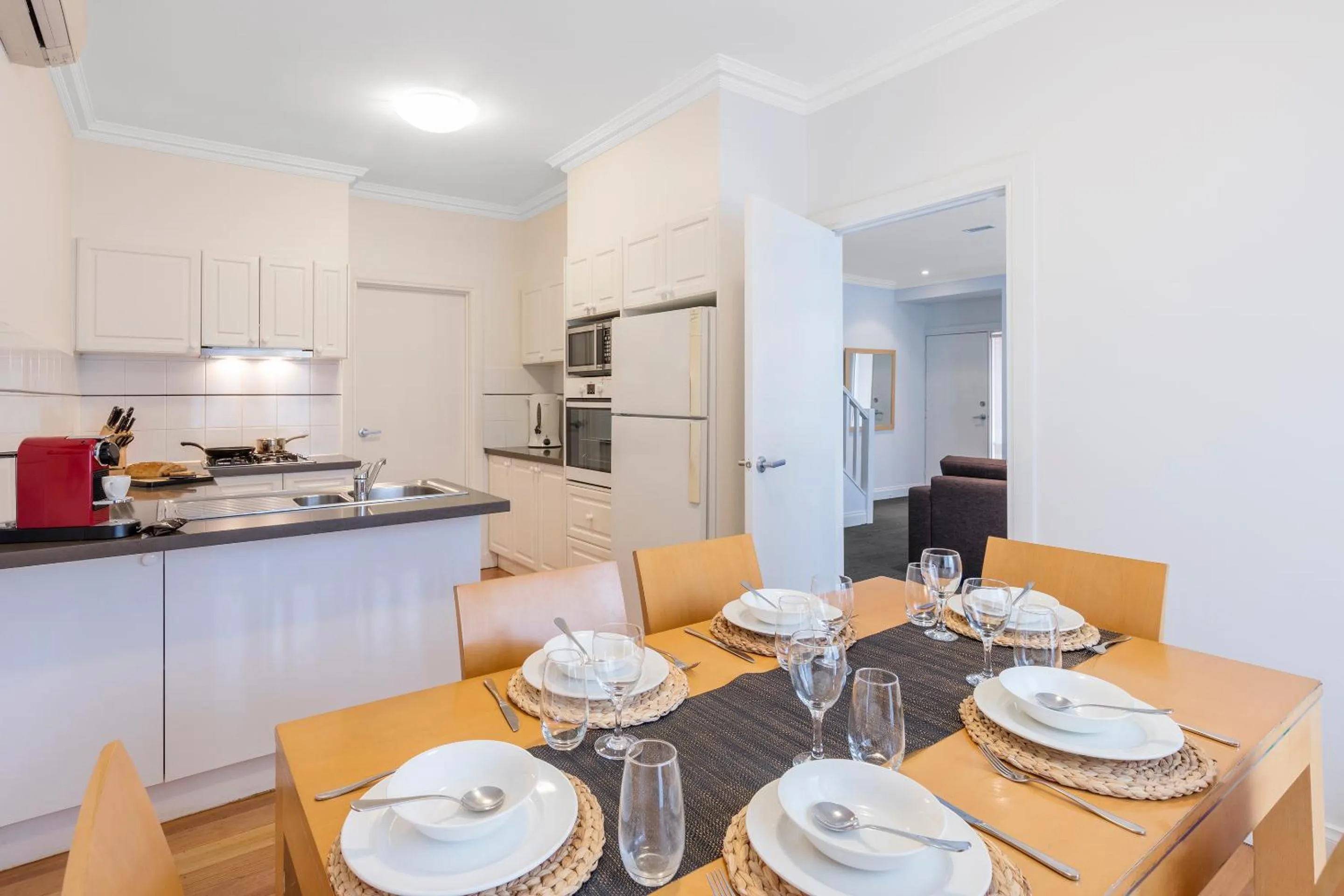 Kitchen or kitchenette in Kimberley Gardens Hotel, Serviced Apartments and Serviced Townhouses