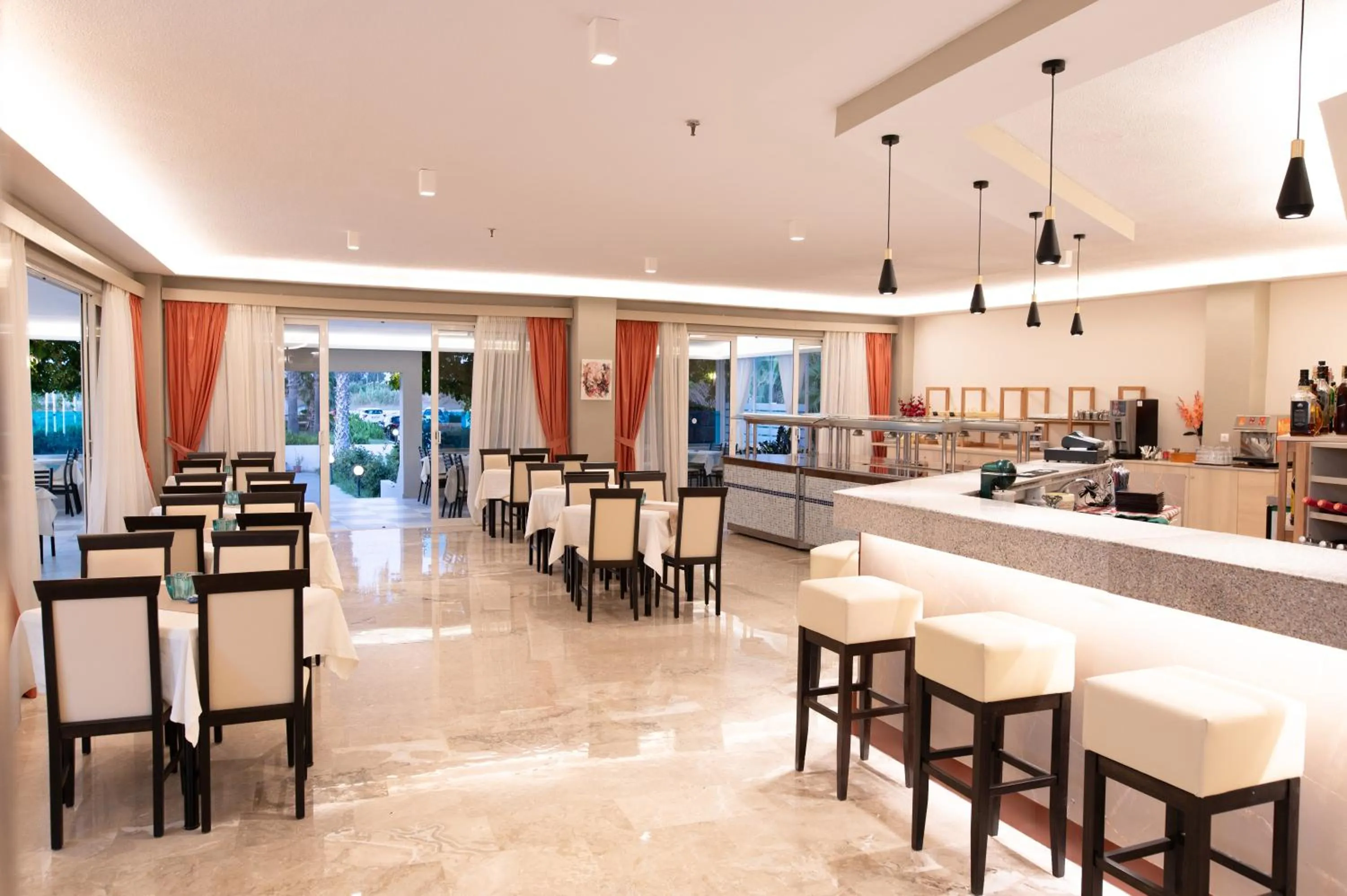 Restaurant/places to eat in Costa Angela Seaside Resort