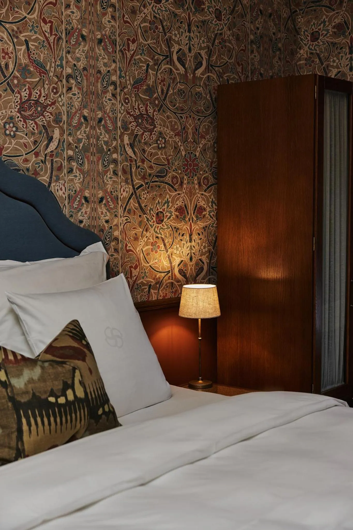 Bedroom, Bed in Hotel Sanders