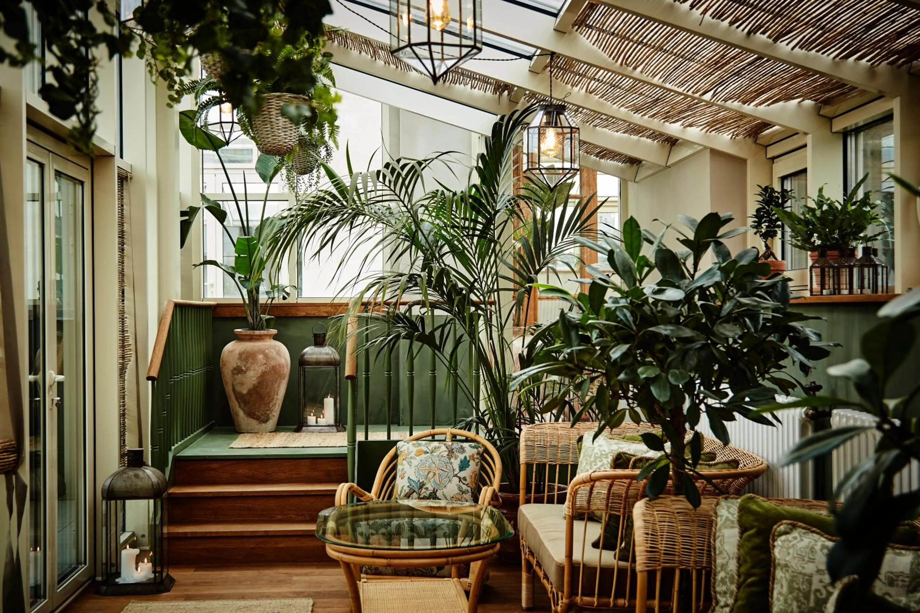 Seating area in Hotel Sanders