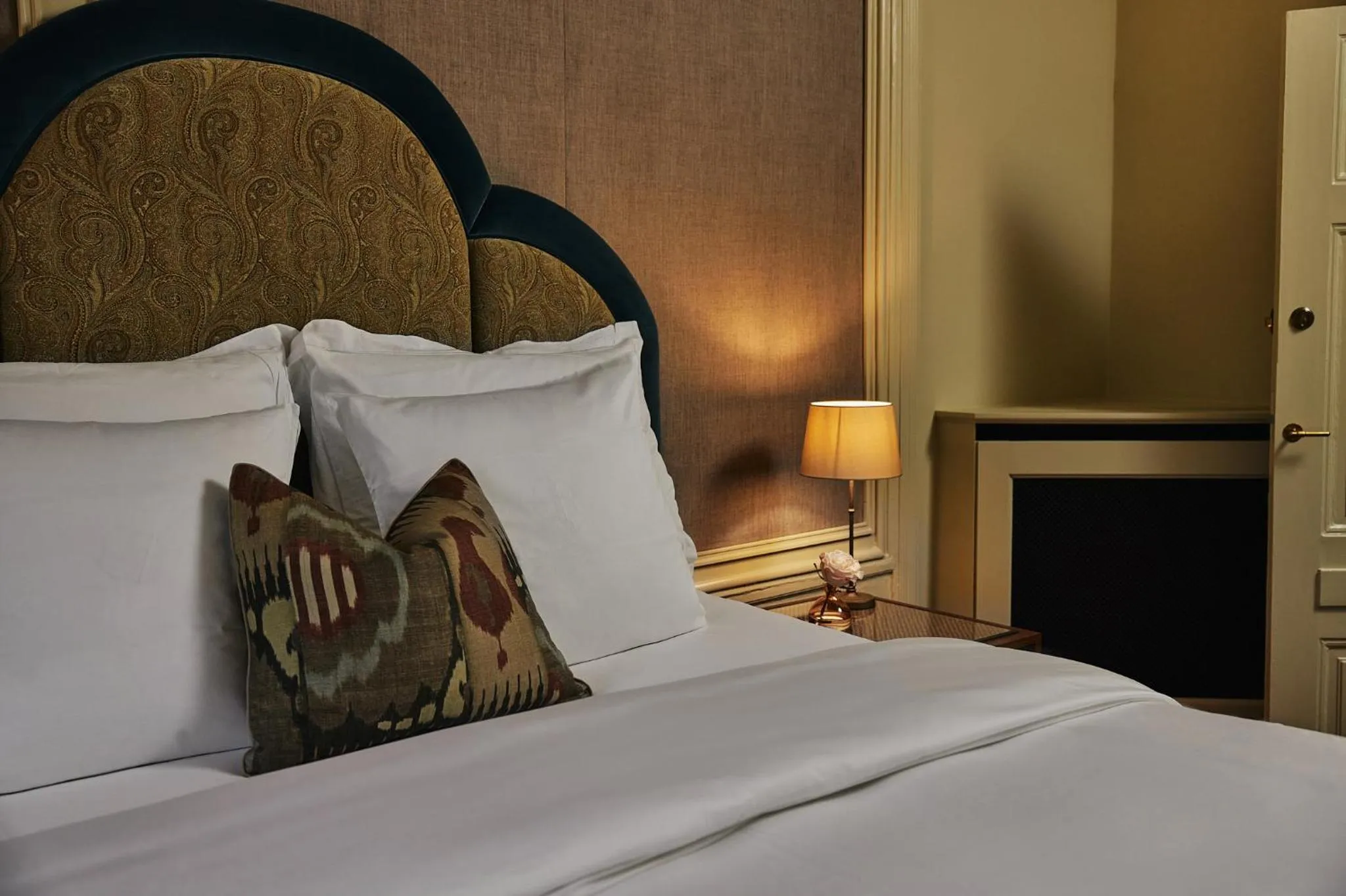 Bedroom, Bed in Hotel Sanders