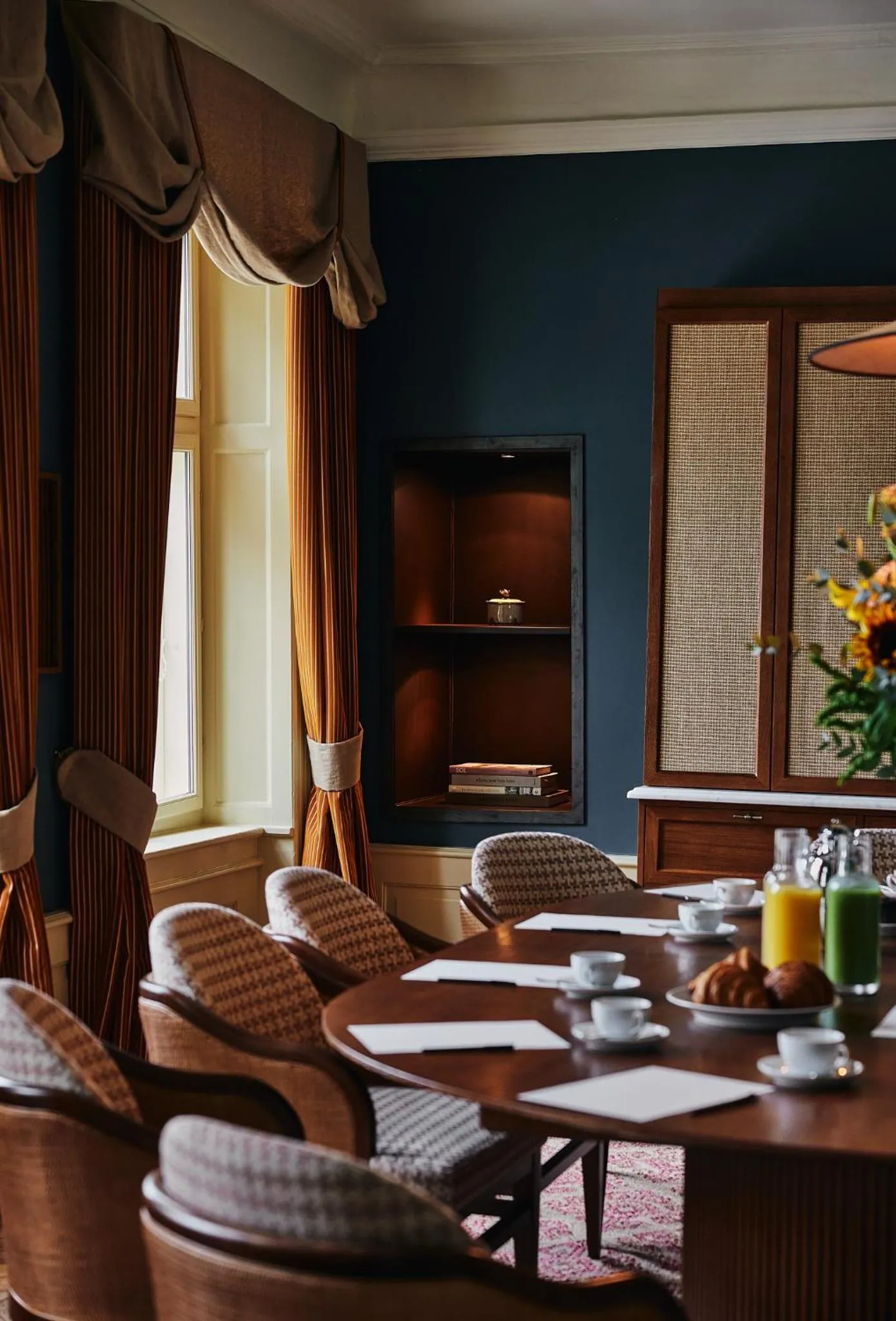 Dining area in Hotel Sanders
