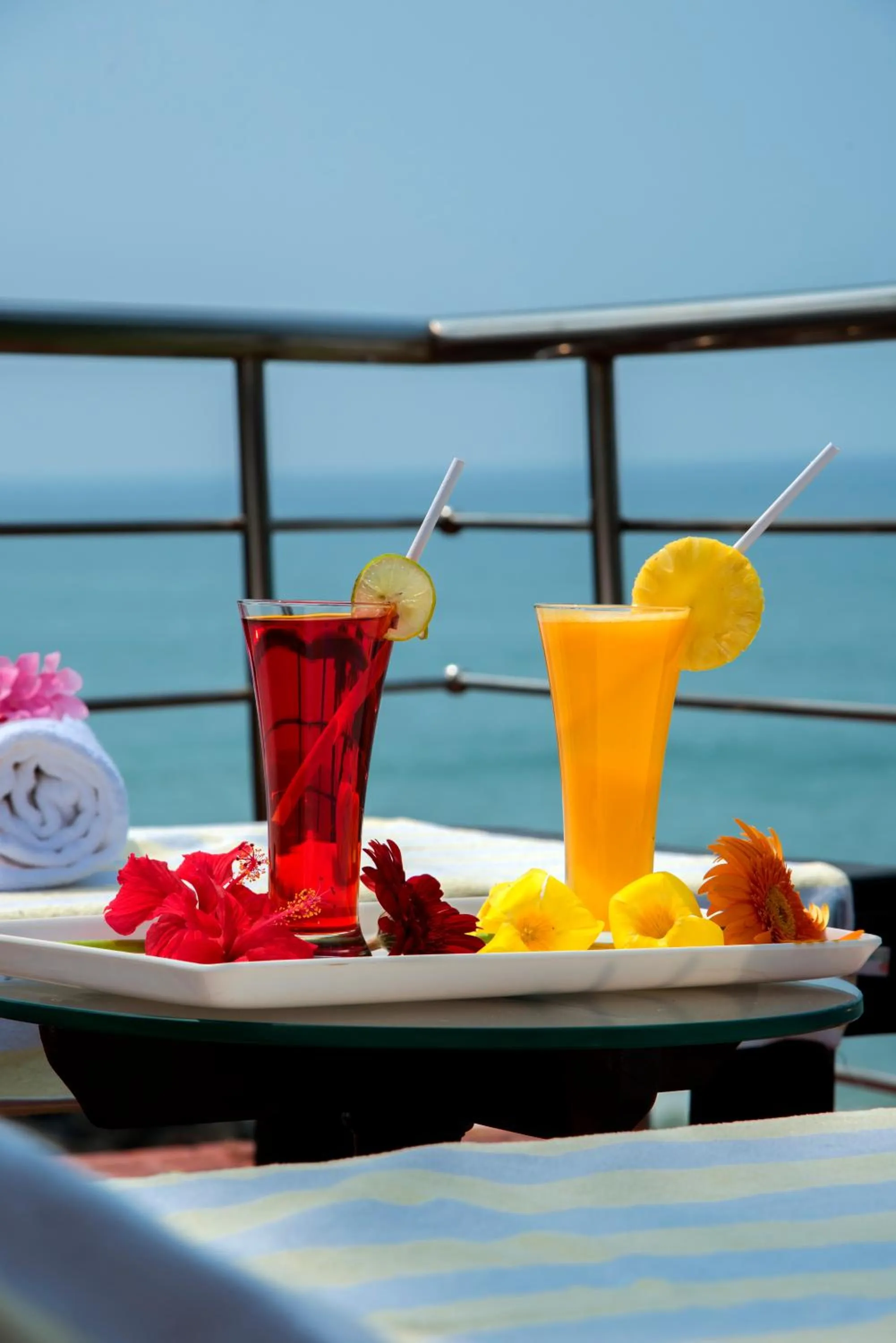 Restaurant/places to eat in Krishnatheeram Ayur Holy Beach Resorts