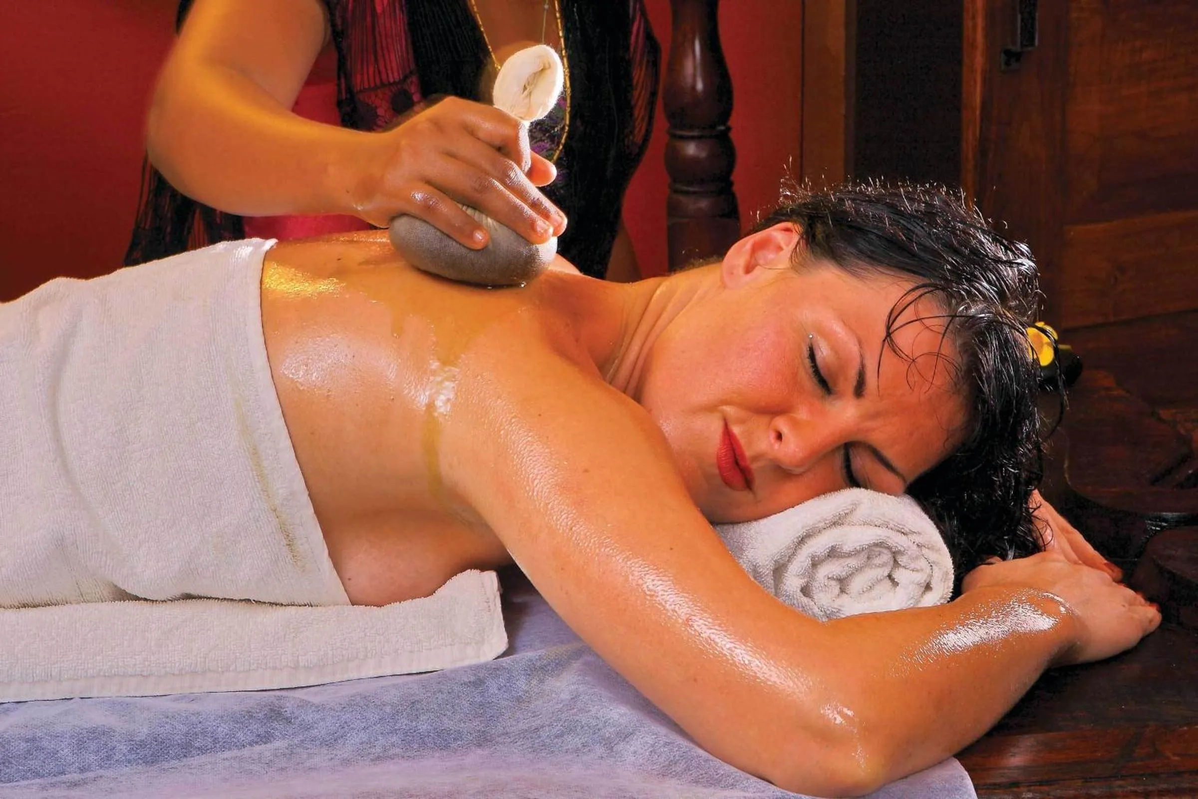 Massage in Krishnatheeram Ayur Holy Beach Resorts