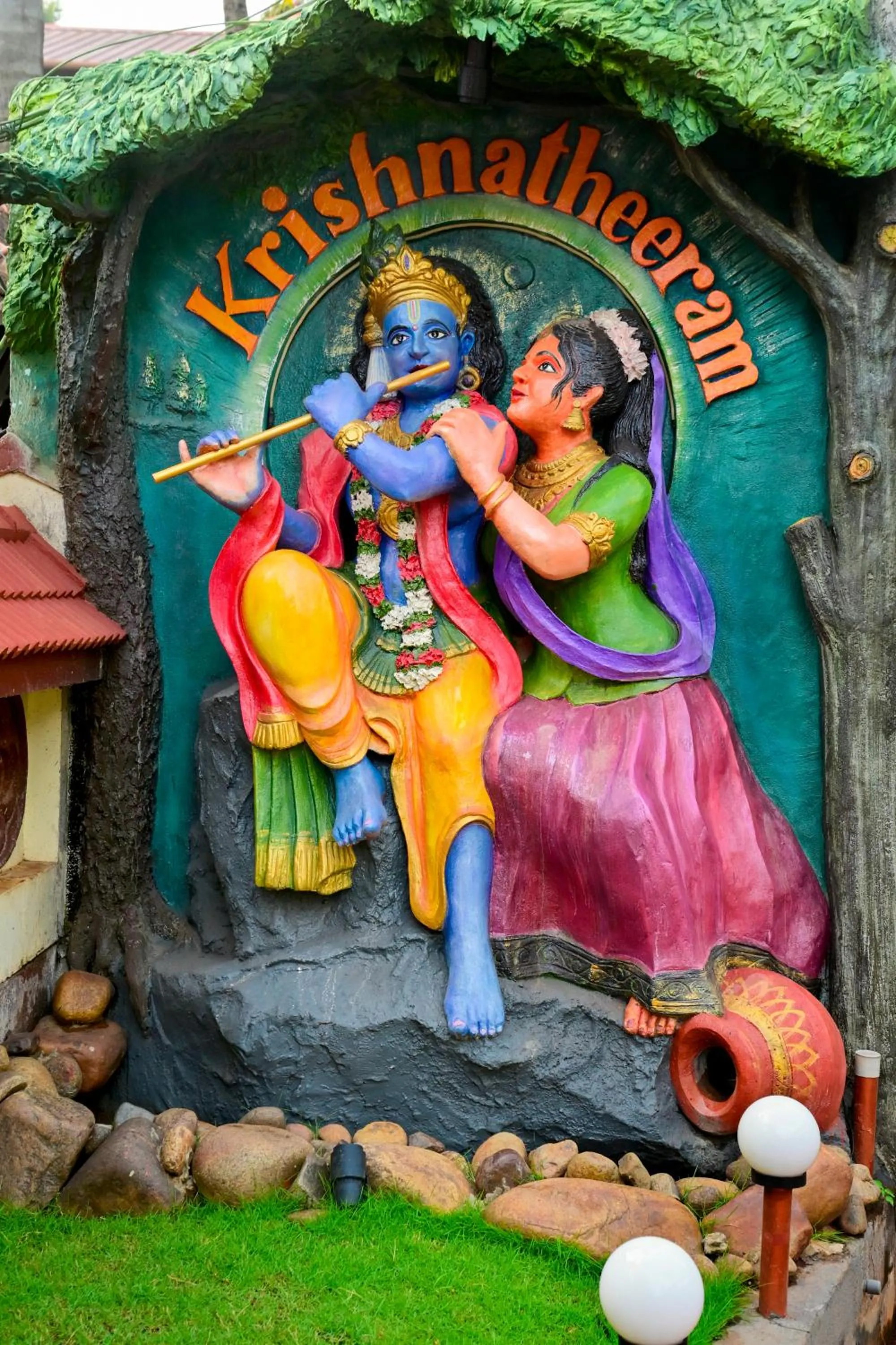 Decorative detail in Krishnatheeram Ayur Holy Beach Resorts