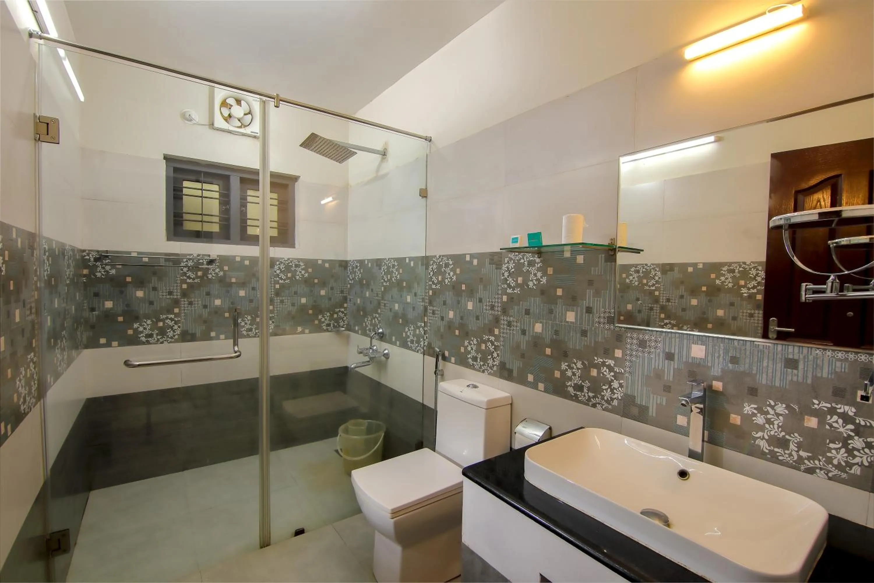 Bathroom in Krishnatheeram Ayur Holy Beach Resorts
