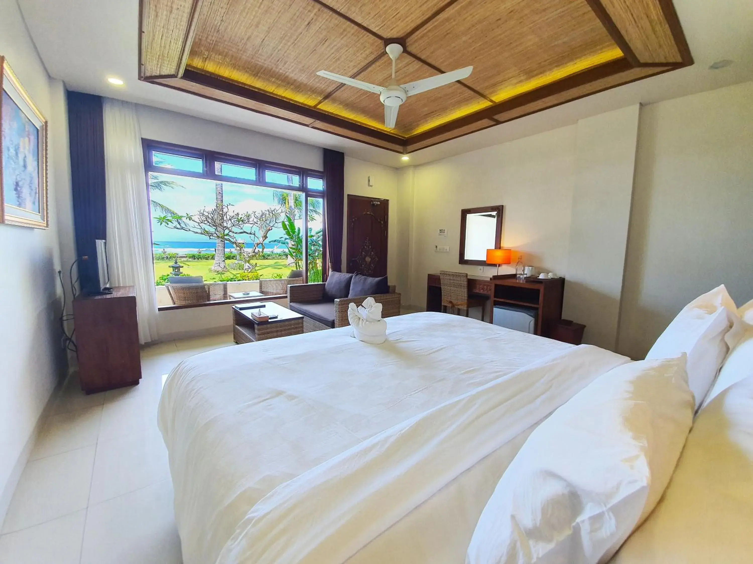 Garden Deluxe Double or Twin Room with Sea View in Hotel Genggong Garden Deluxe Double or Twin Room with Sea View in Hotel Genggong