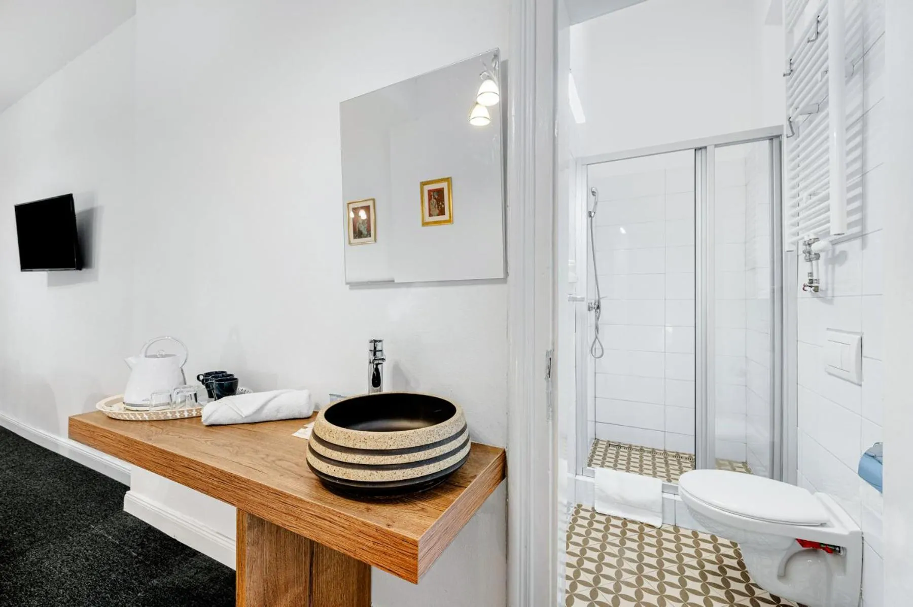 Shower in Downtown Bratislava B&B