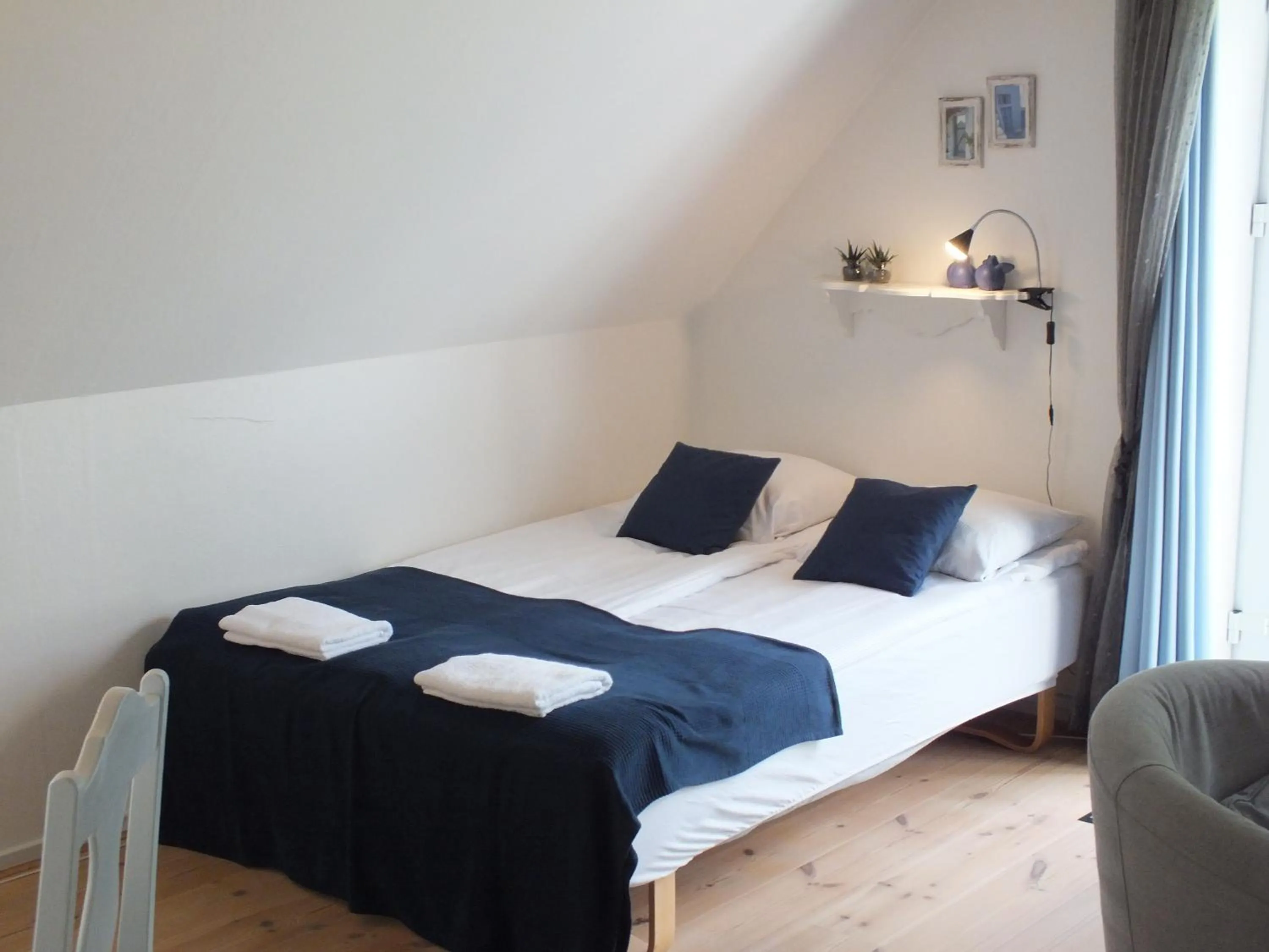 cot, Bed in Pension Lærkelill