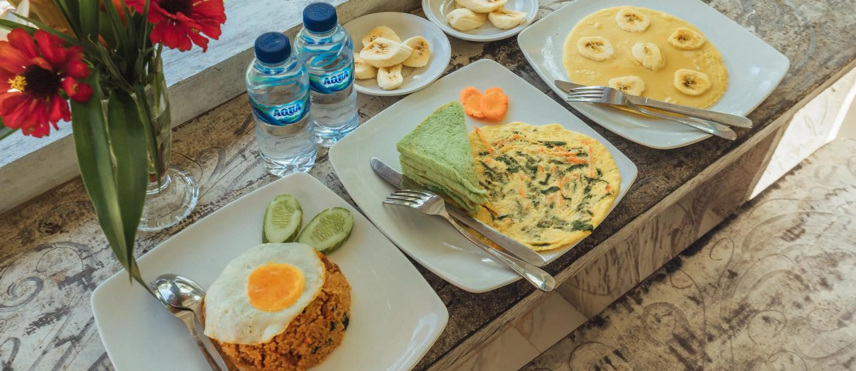 Breakfast in Bakung Cozy Cottage