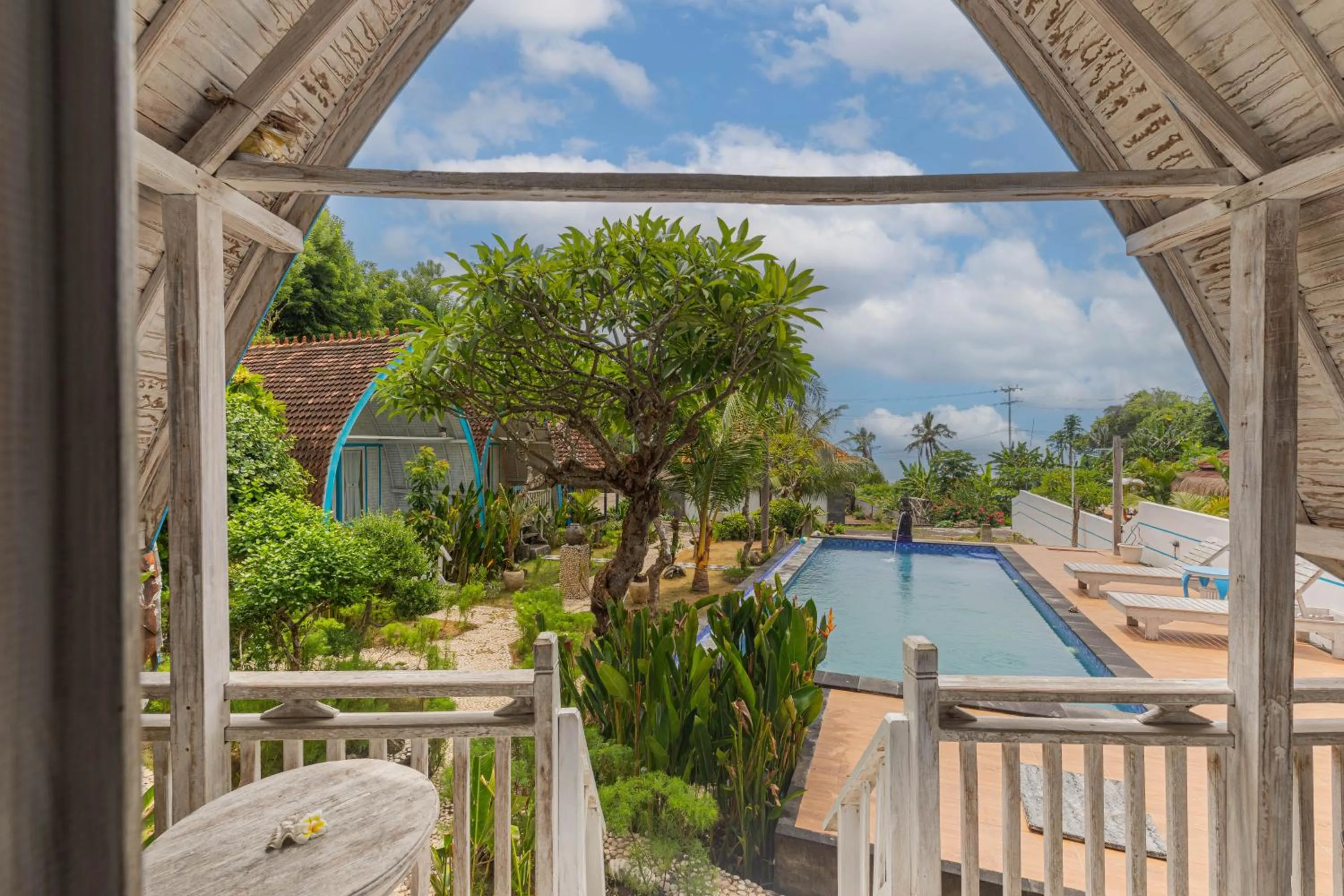 Day in Bakung Cozy Cottage