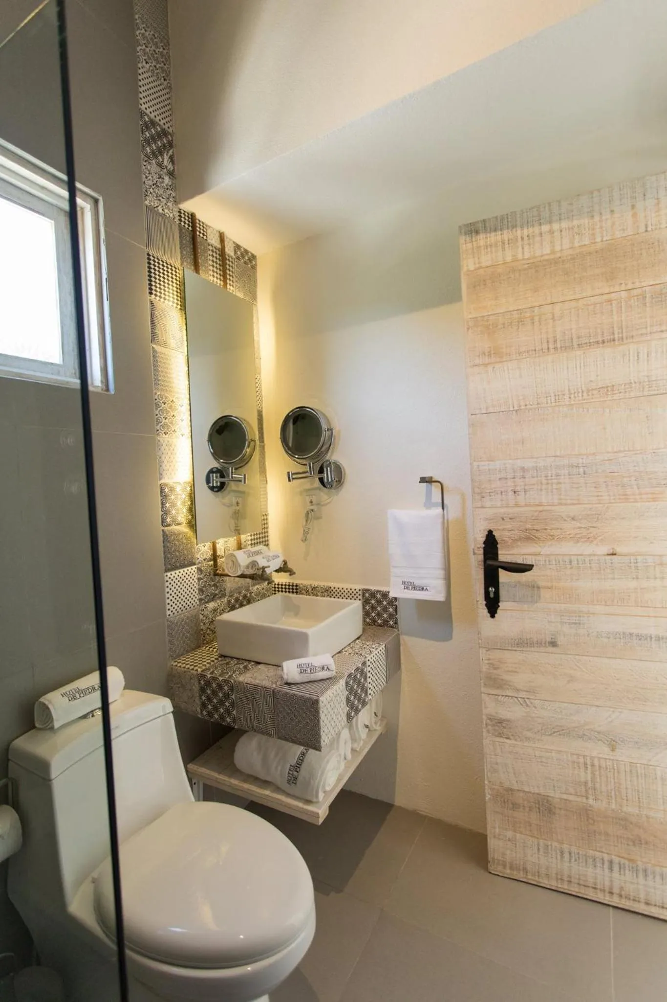 Bathroom in Hotel de Piedra