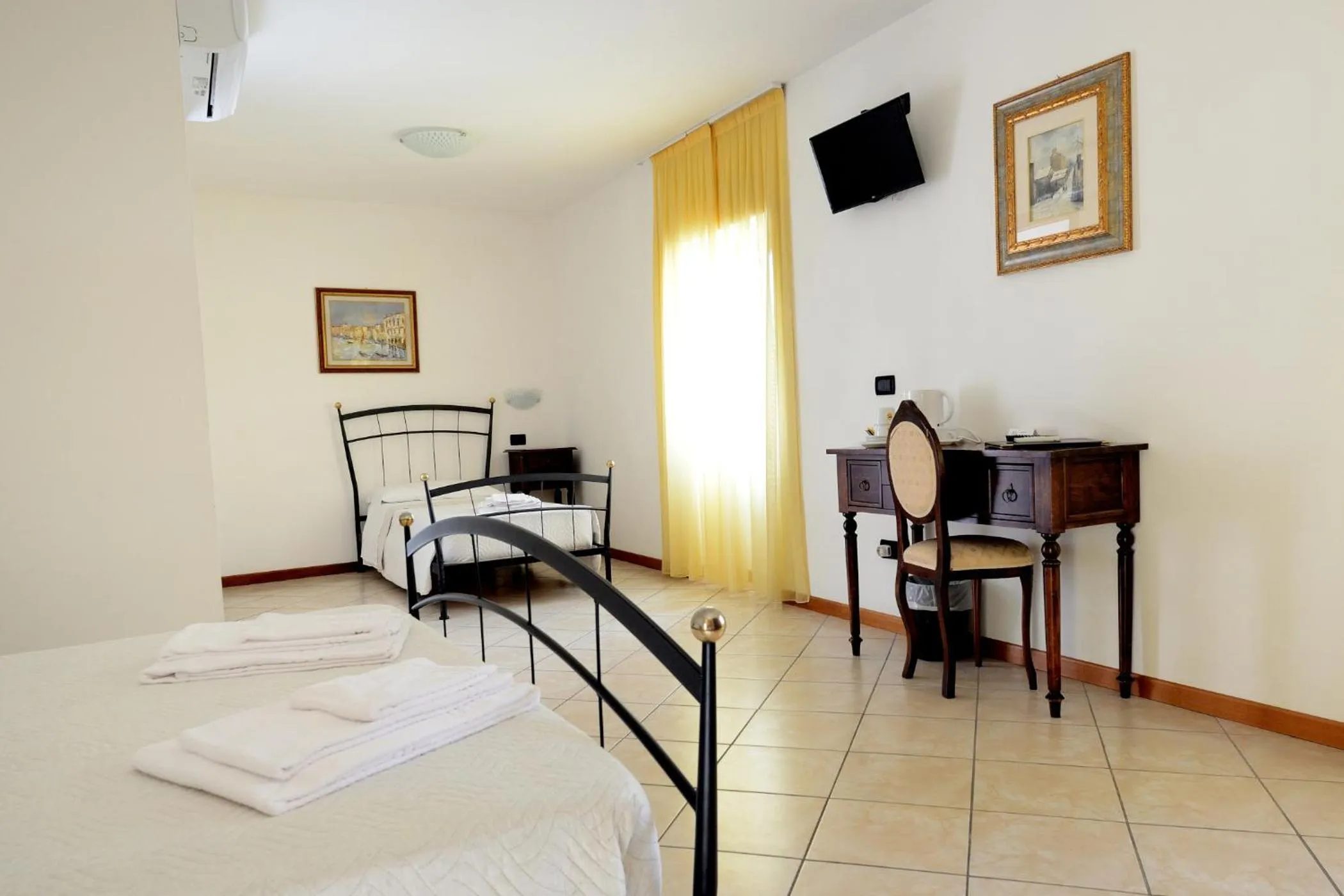 Albergo Navene
