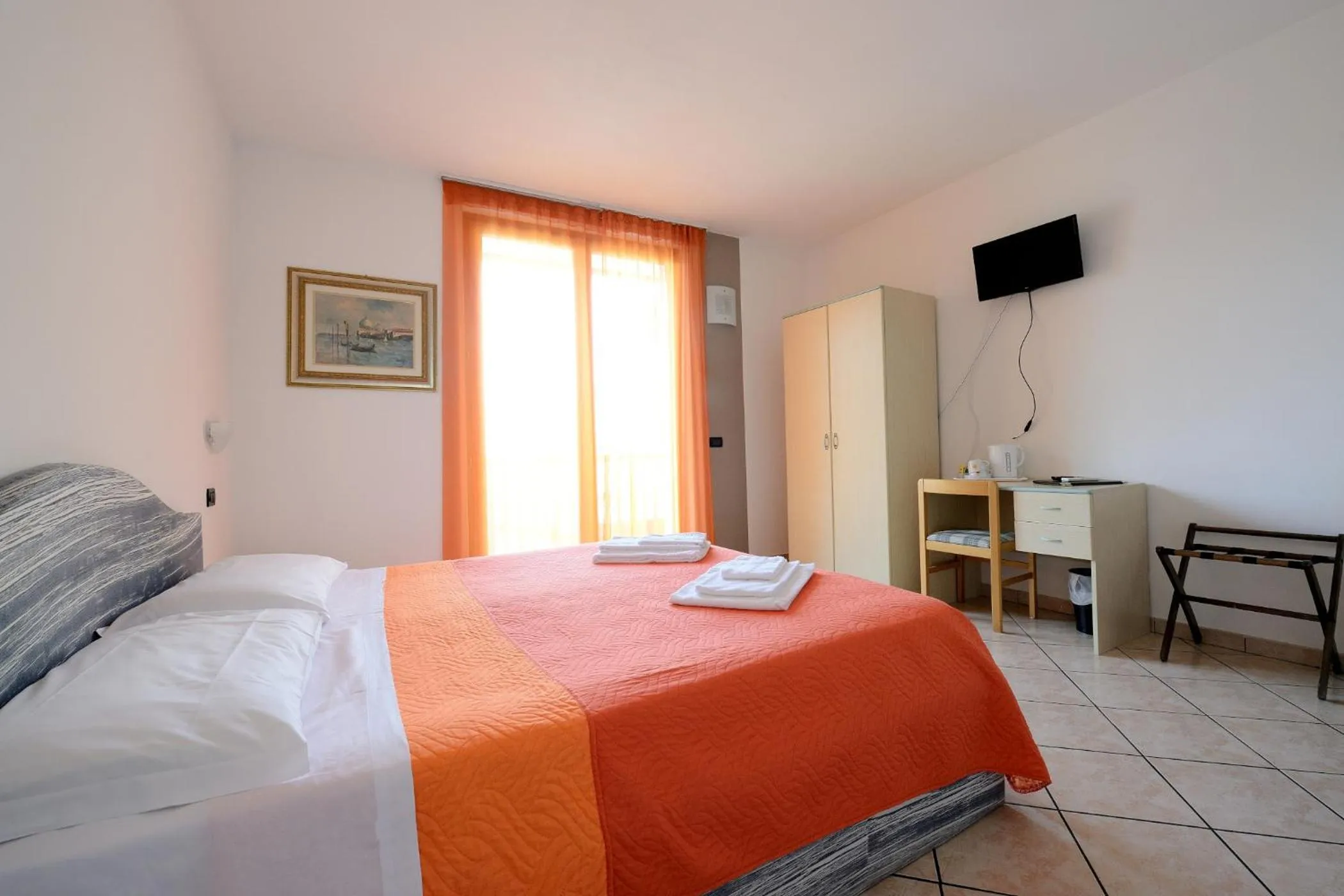 Albergo Navene