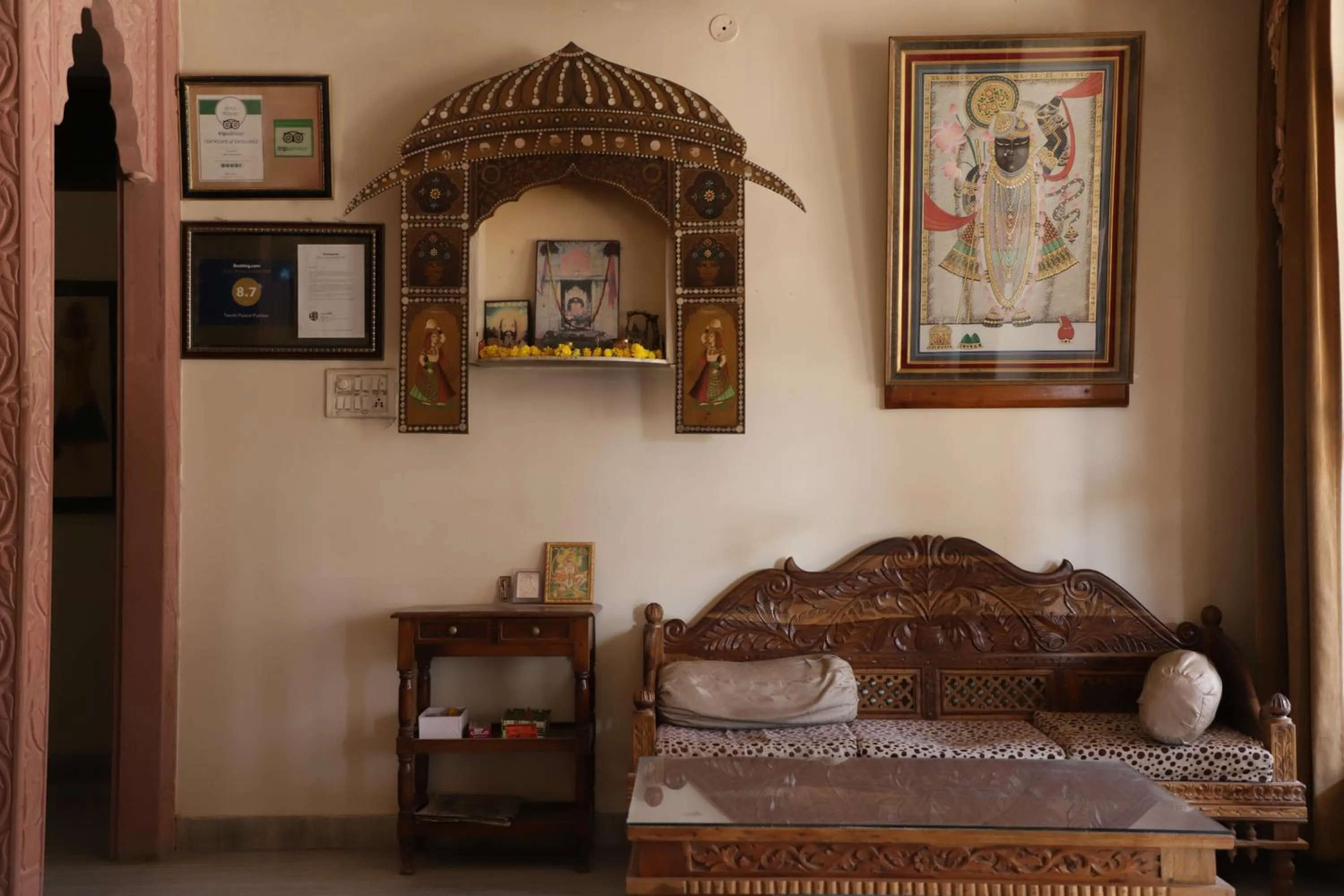 Property building, Bed in Teerth Palace Pushkar