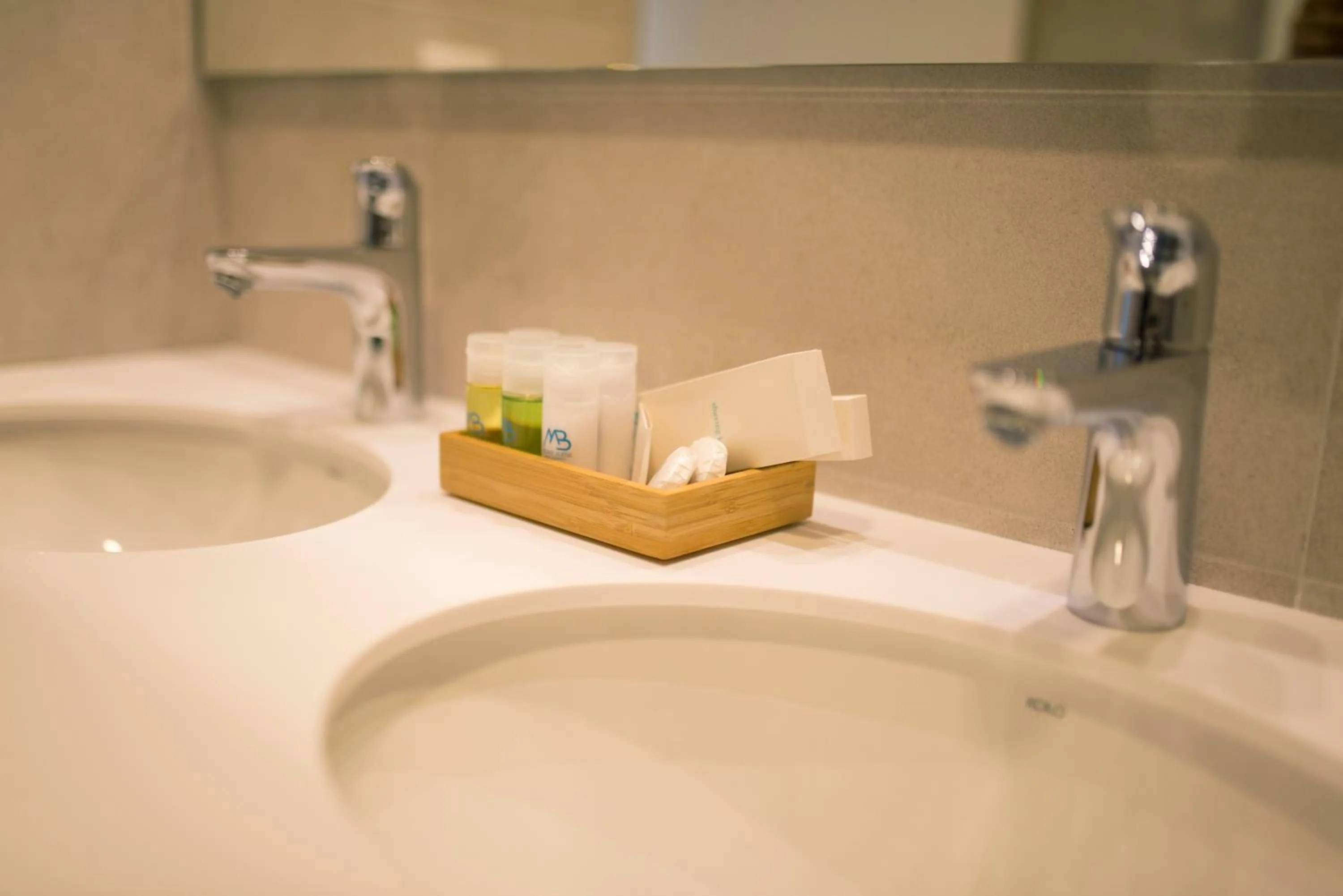Bathroom in City Nest Modern & Cozy Suites