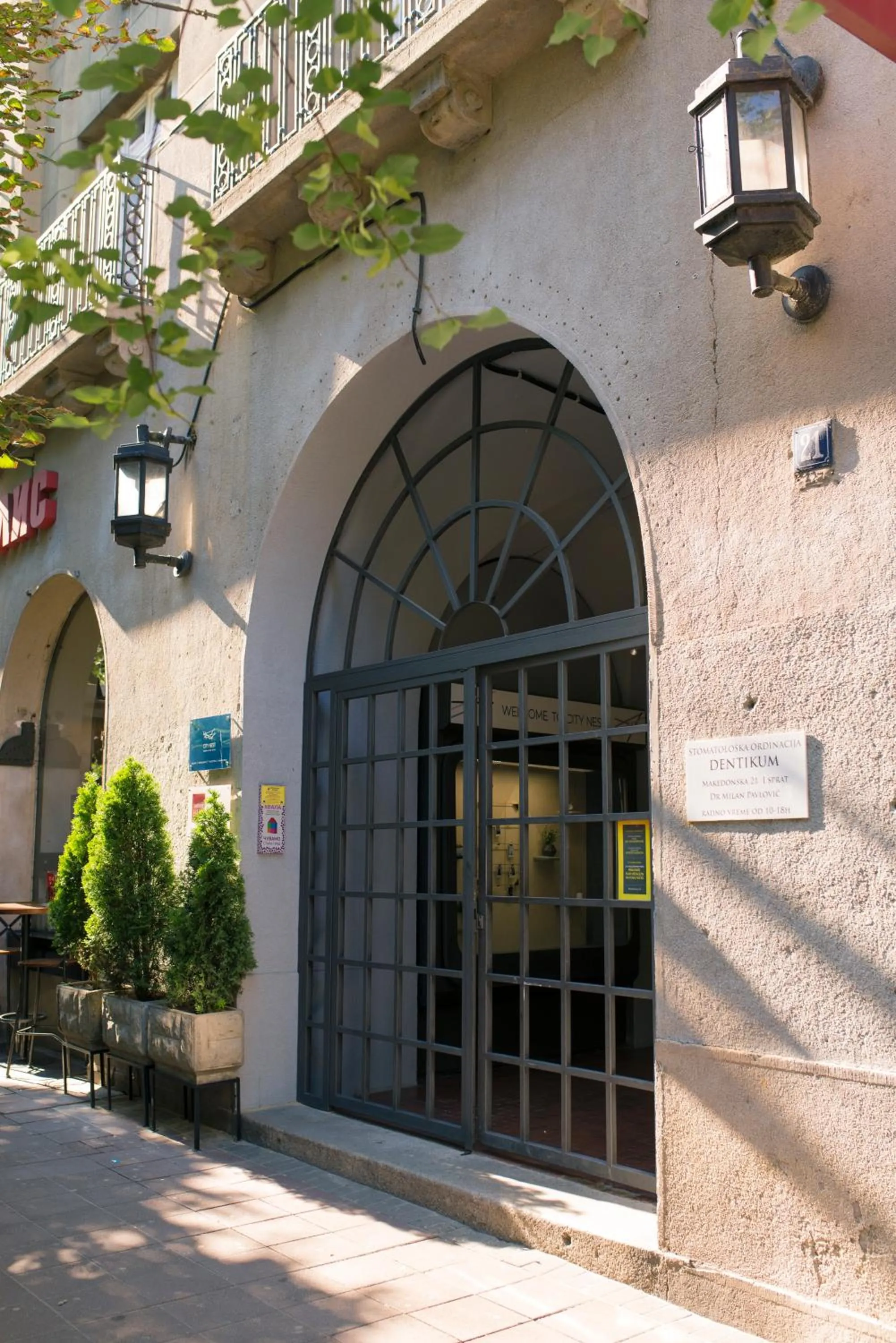 Facade/entrance in City Nest Modern & Cozy Suites