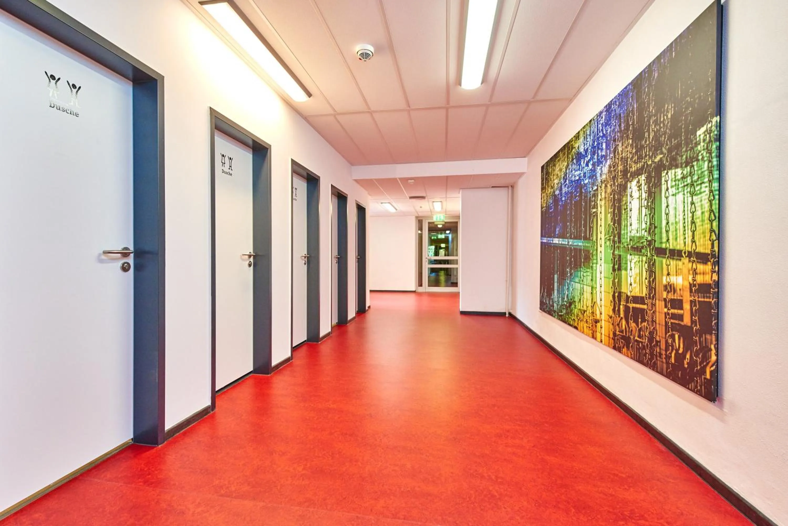 Shower in DJH Jugendgästehaus Adolph Kolping