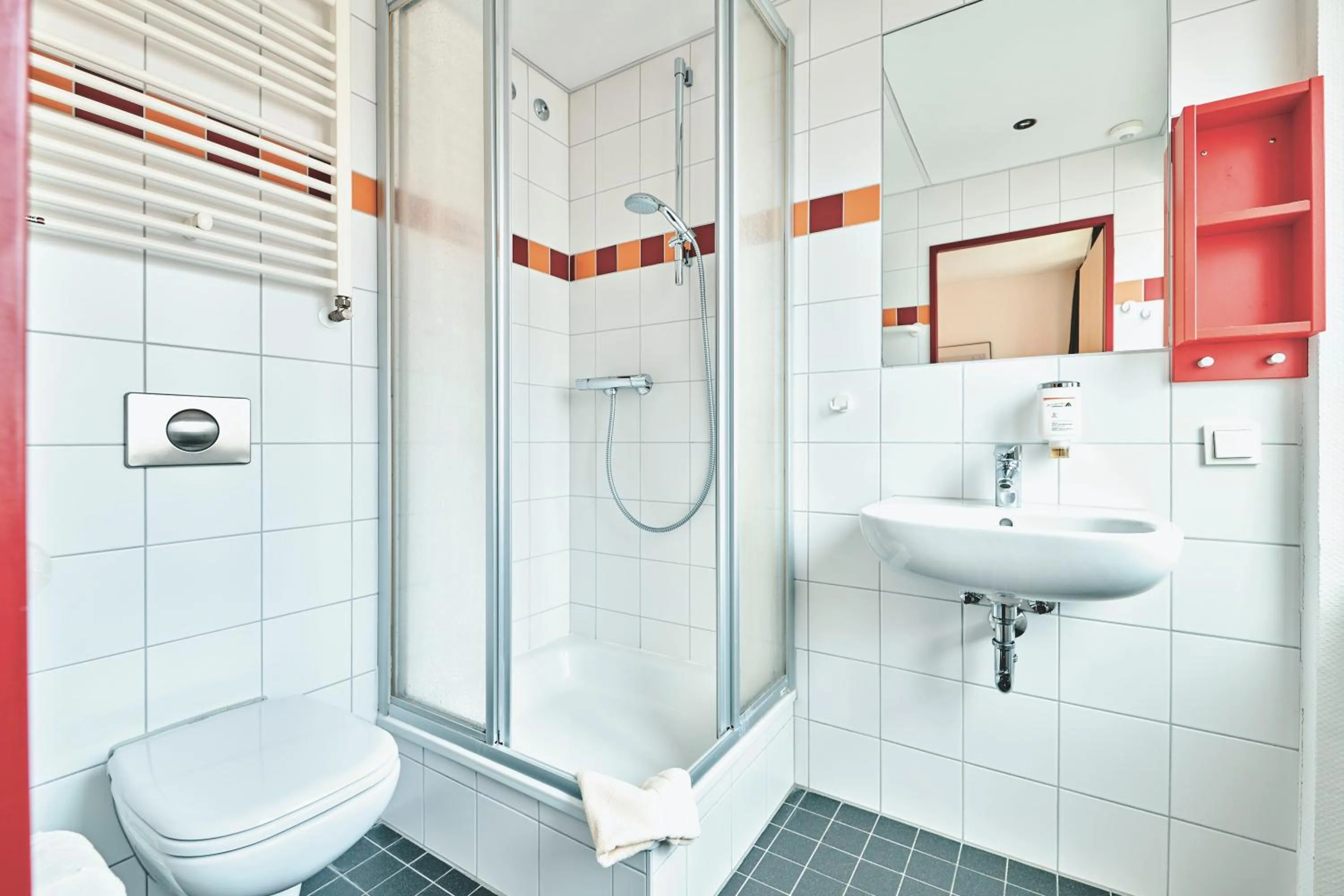 Bathroom in DJH Jugendgästehaus Adolph Kolping