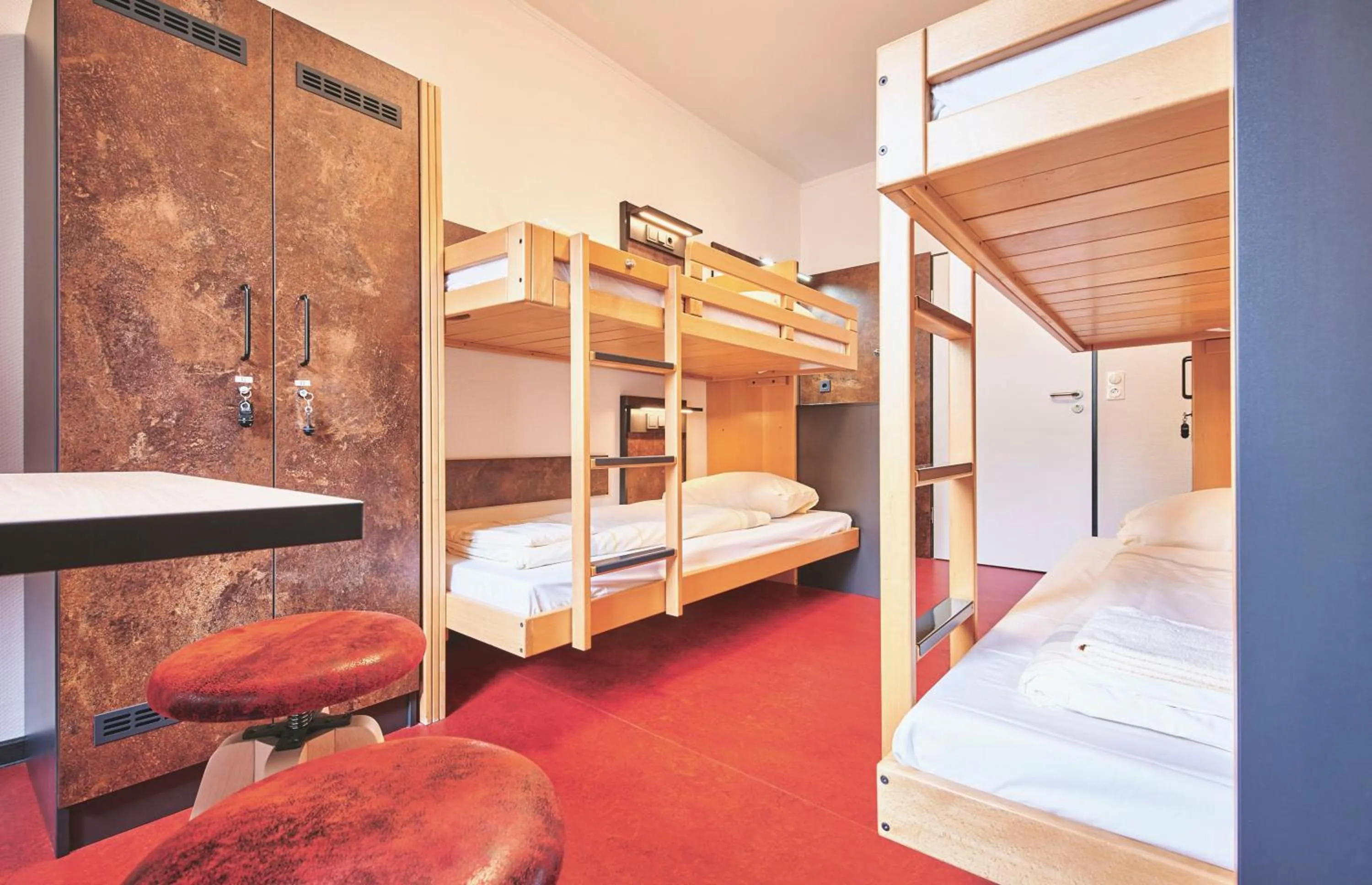 Photo of the whole room, Bed in DJH Jugendgästehaus Adolph Kolping