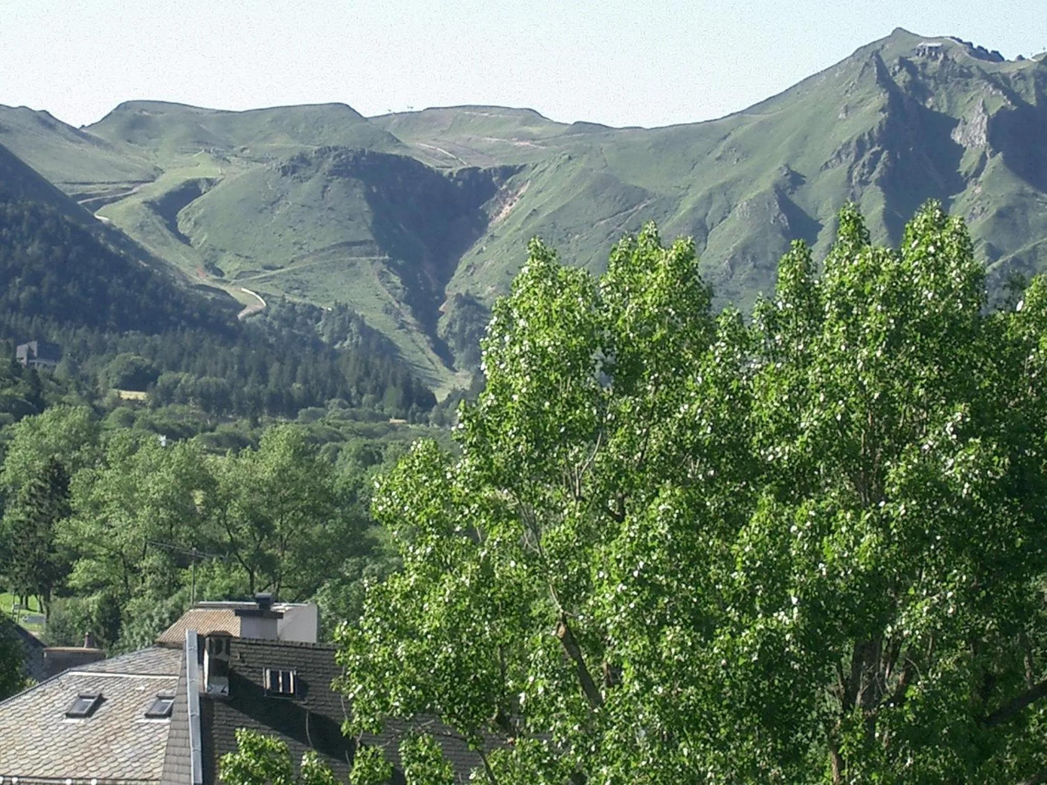 Summer in Hôtel de Londres