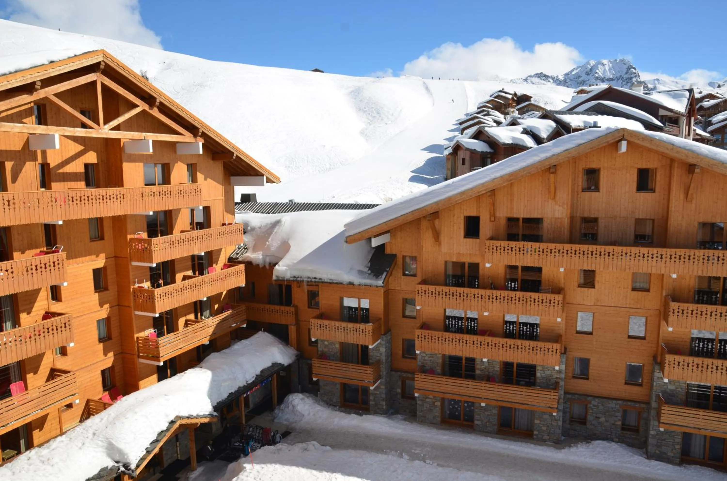 Facade/entrance in Sun Valley Residence