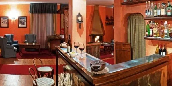 Lounge or bar in Hotel Crampon
