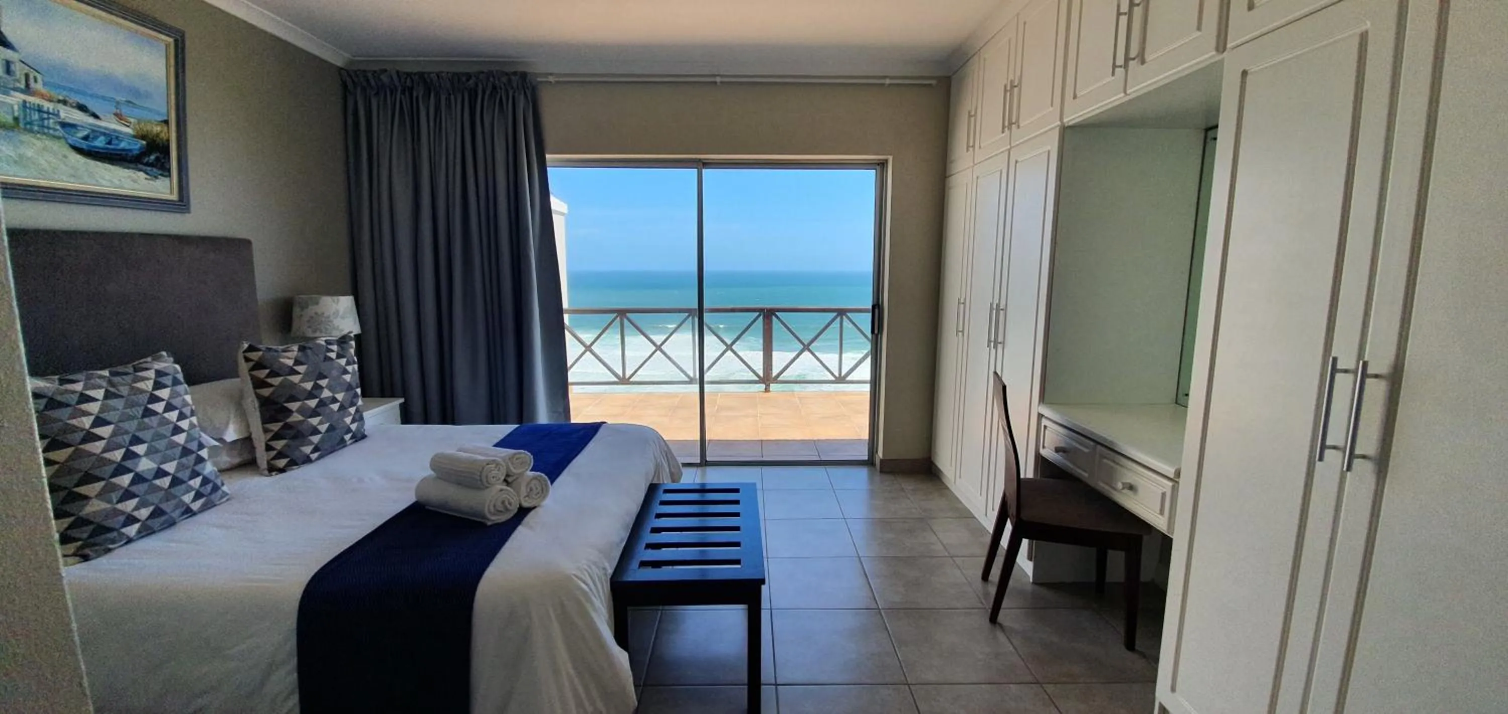 Bedroom, Bed in Brenton On The Rocks