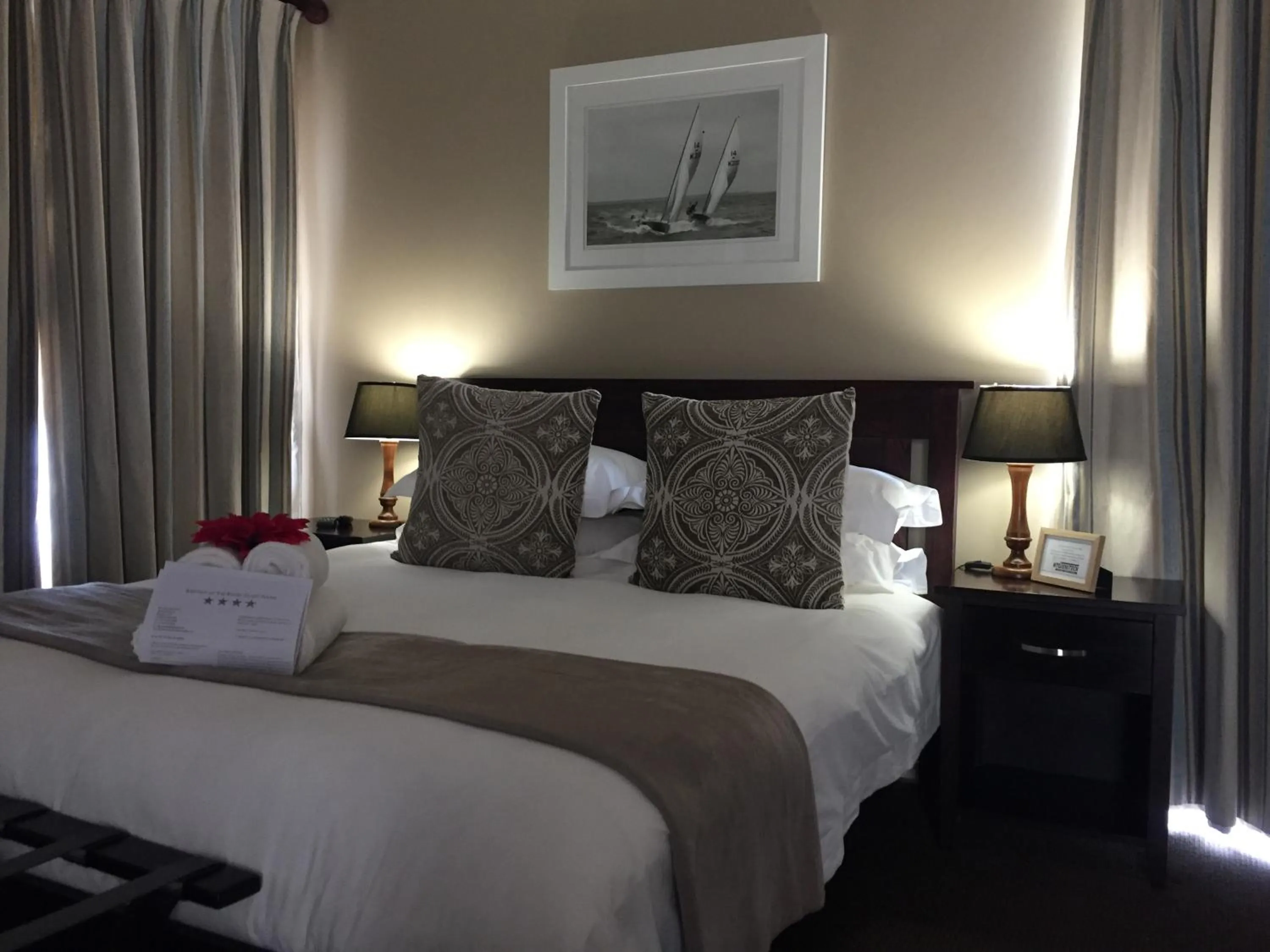 Bed in Brenton On The Rocks