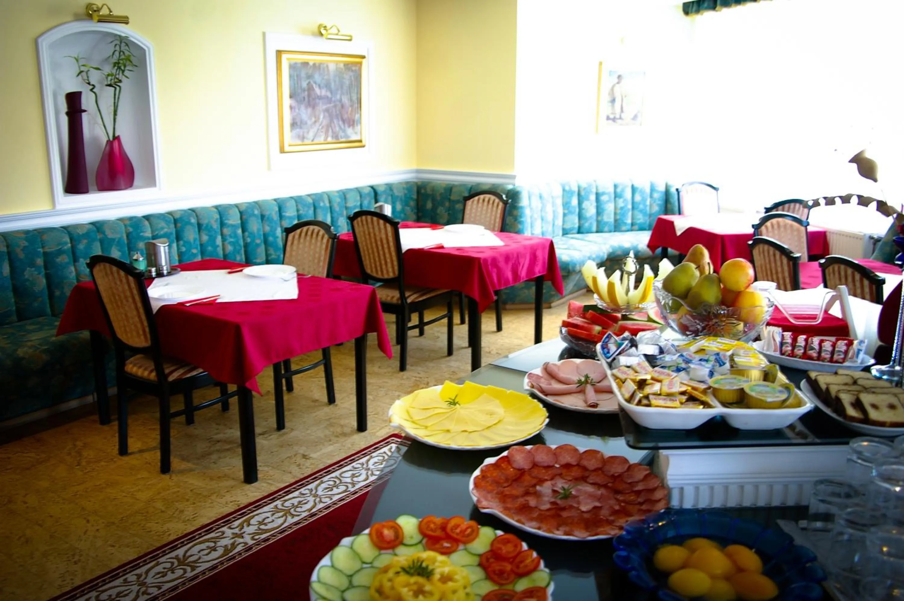Restaurant/places to eat in Muschel Panzió