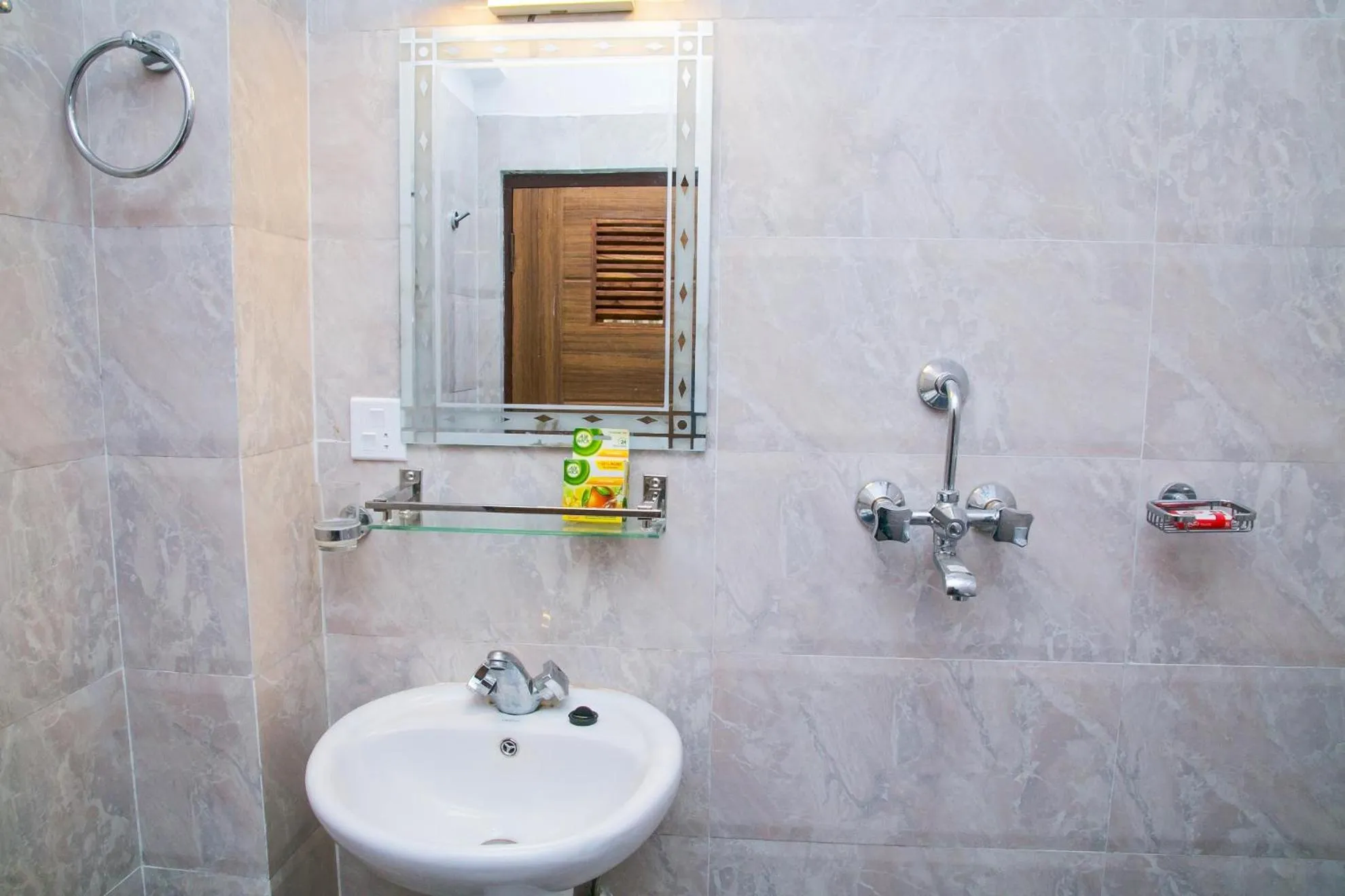 Bathroom in Sakura Boutique Hotel