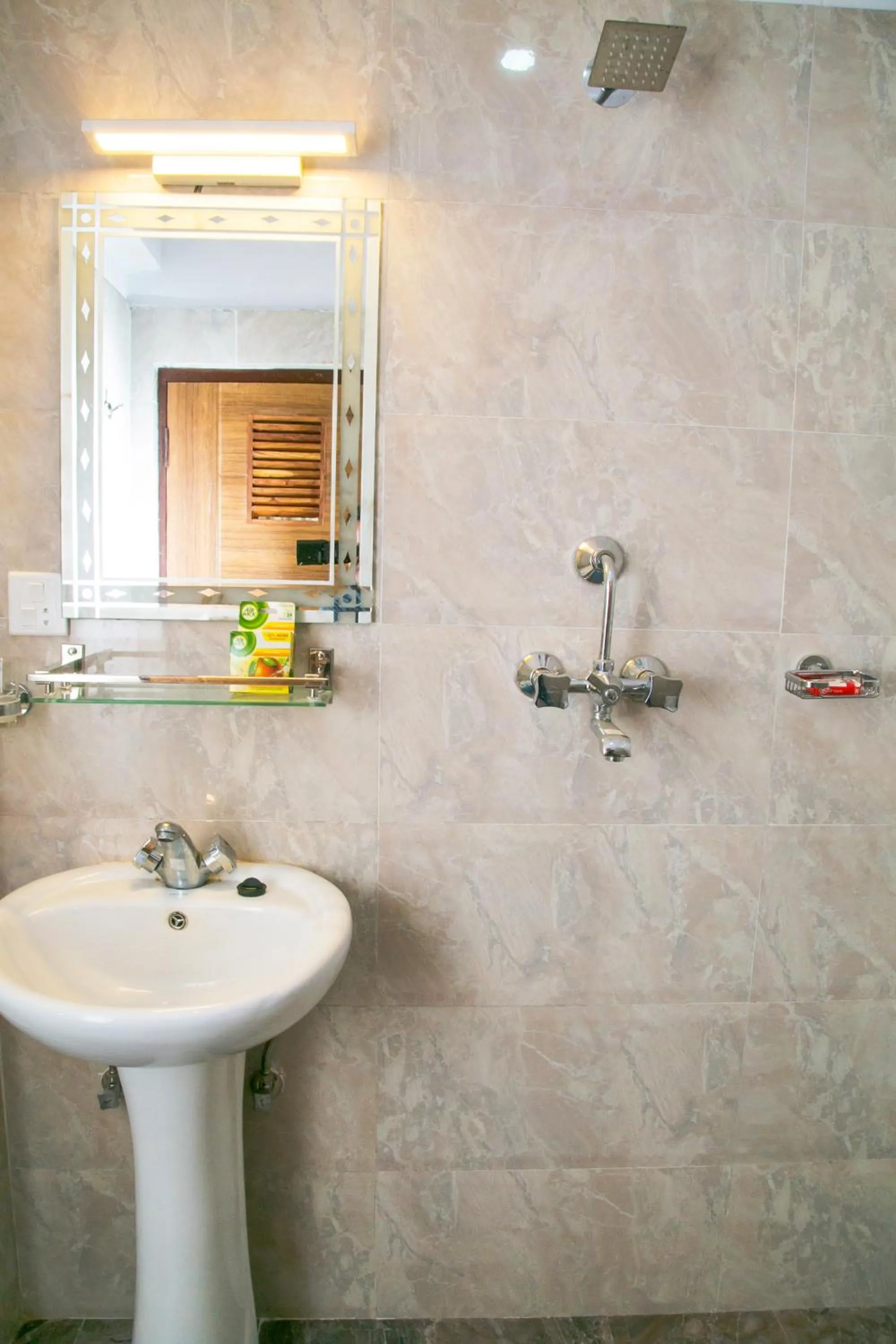 Bathroom in Sakura Boutique Hotel