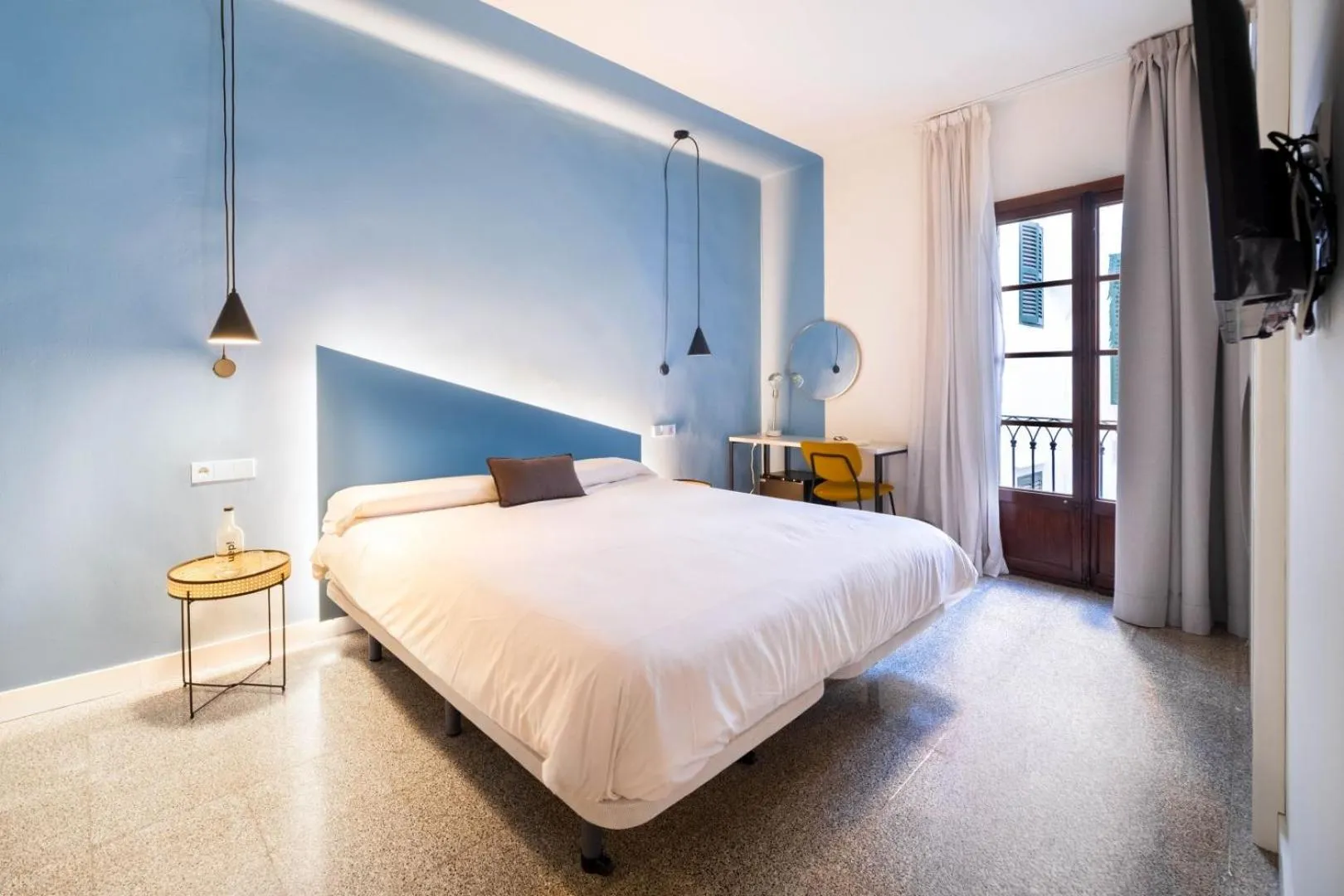 Bed in Apuntadores 8