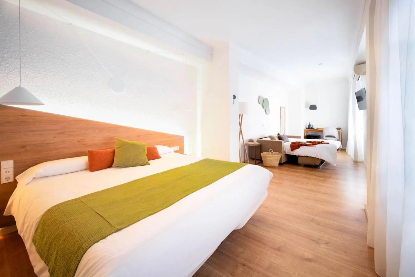 Bed in Apuntadores 8