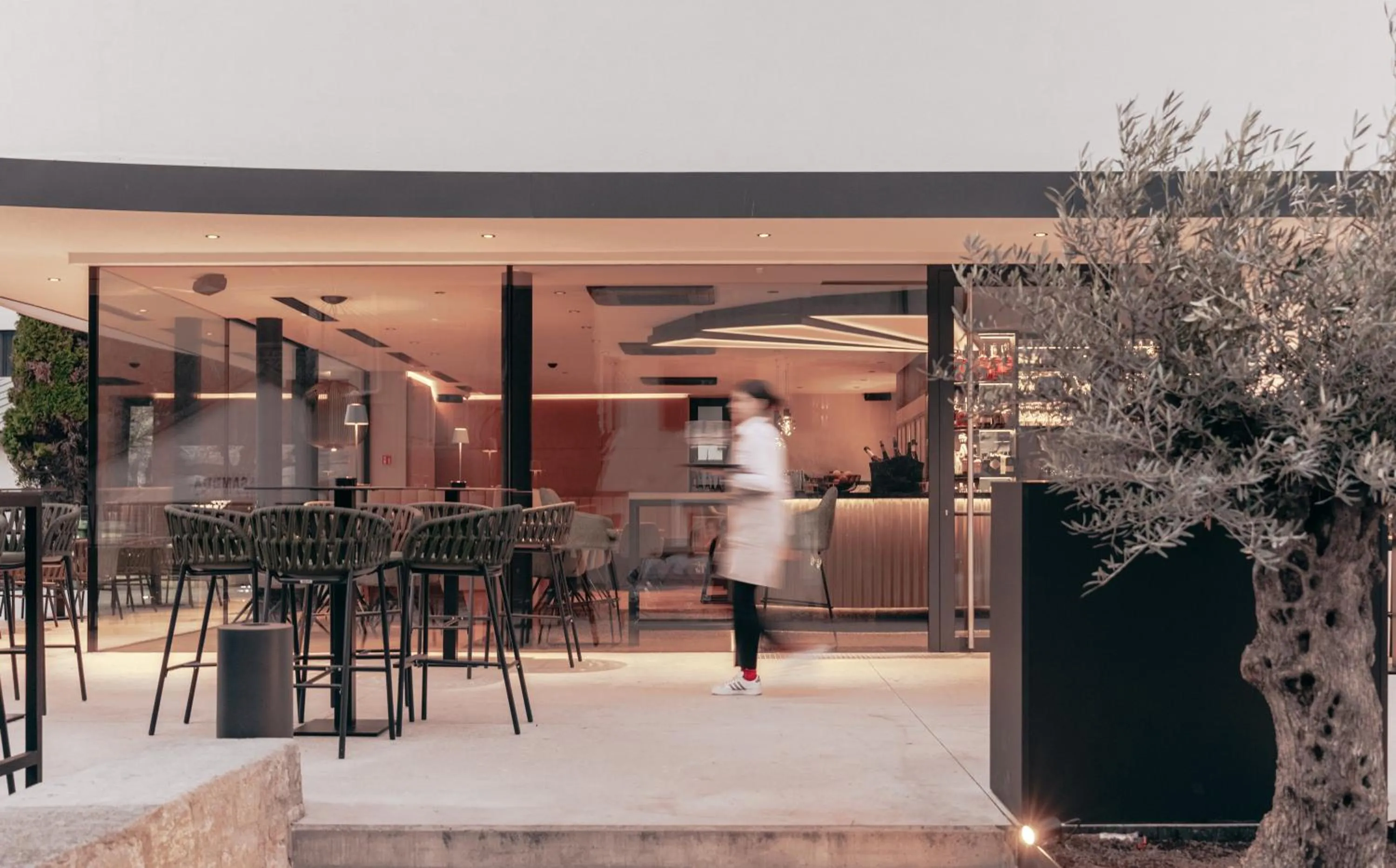 Restaurant/places to eat in Soley Suites - adults only