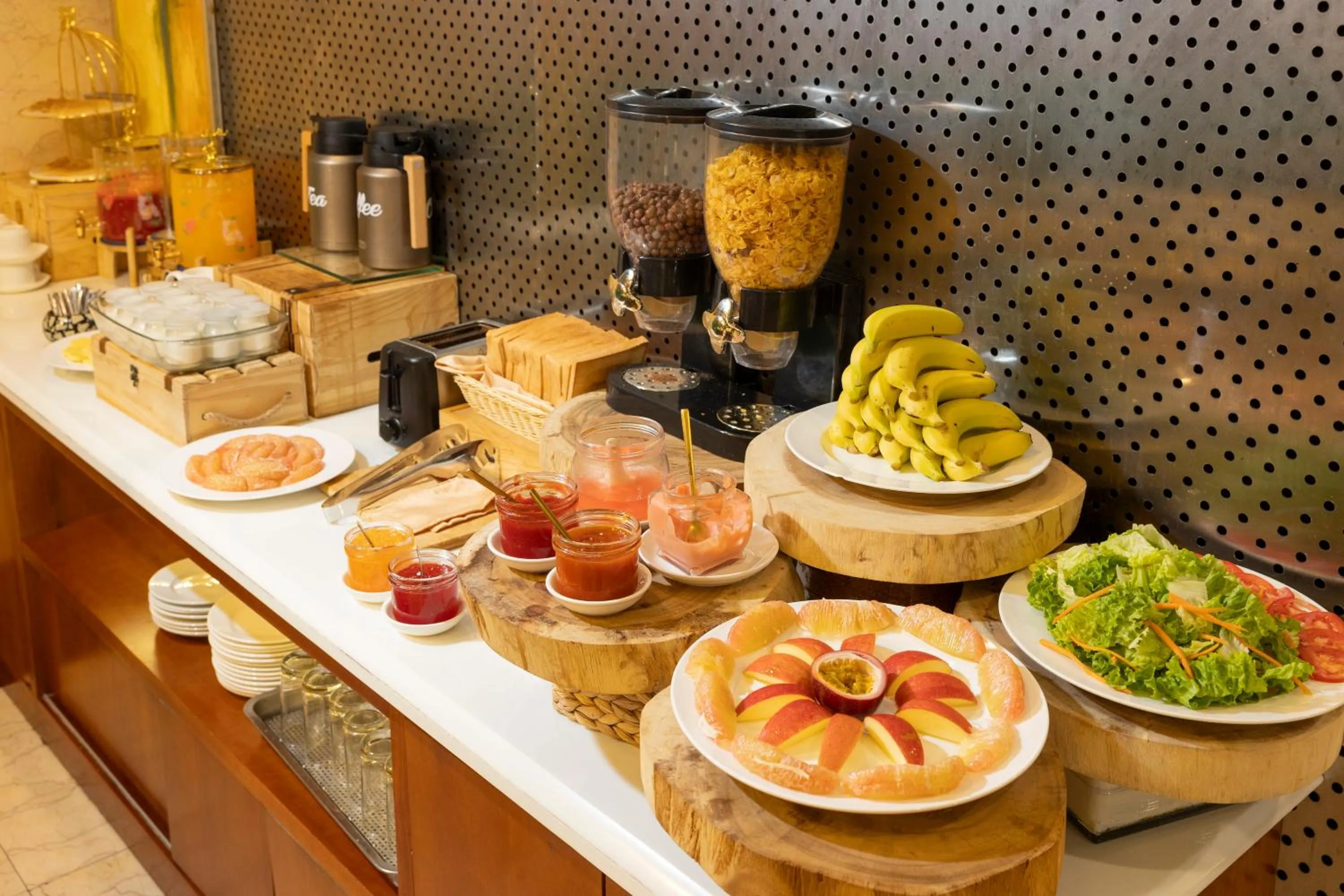 Buffet breakfast in White Lotus Hotel Saigon