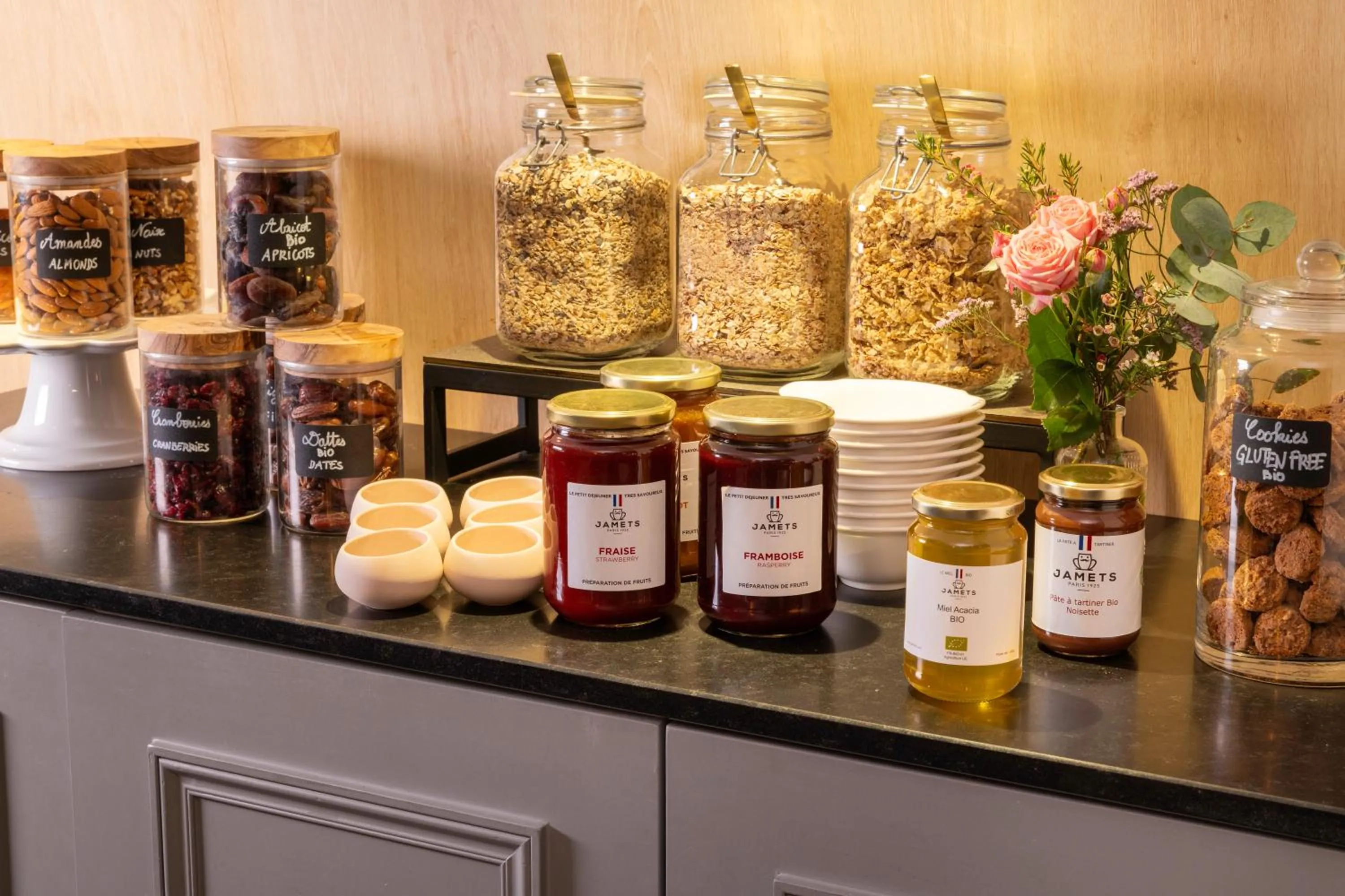 Buffet breakfast in Hôtel Le Pradey