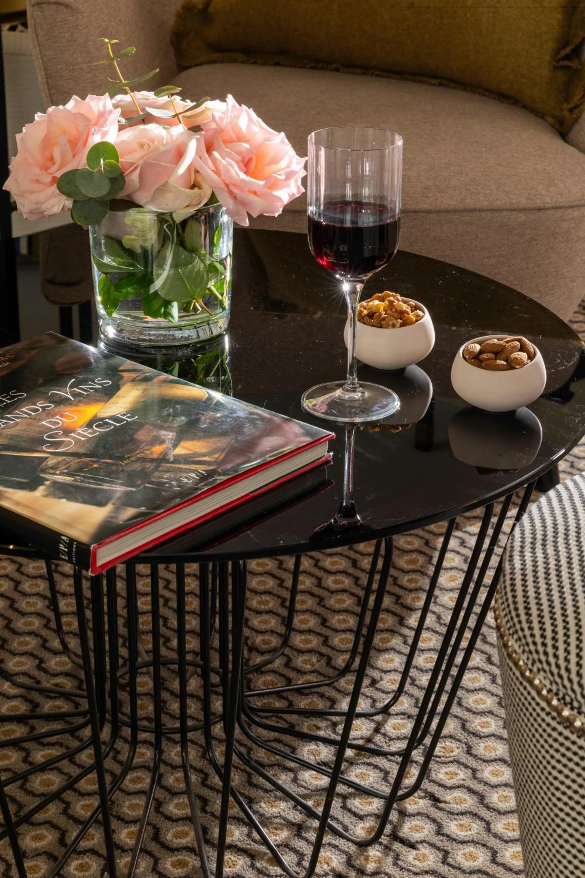 Food and drinks in Hôtel Le Pradey